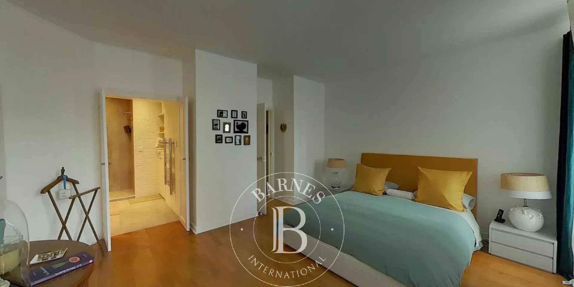 Daire Paris 8ème - picture 9