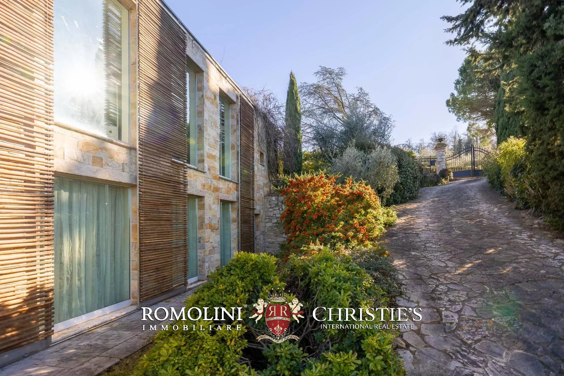 4 Bedroom Villa/Townhouse's Image 60