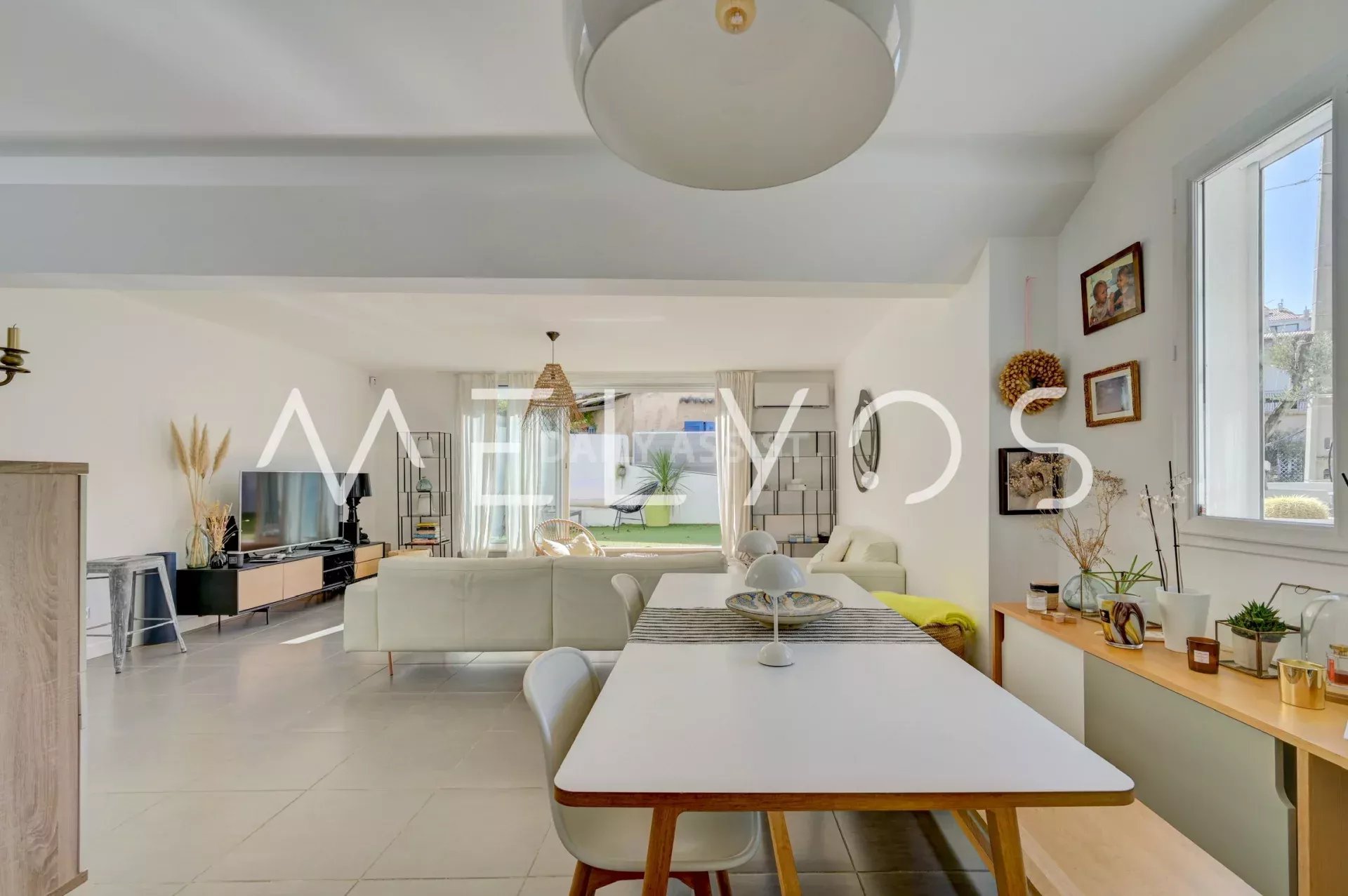 Agence immobilière de 