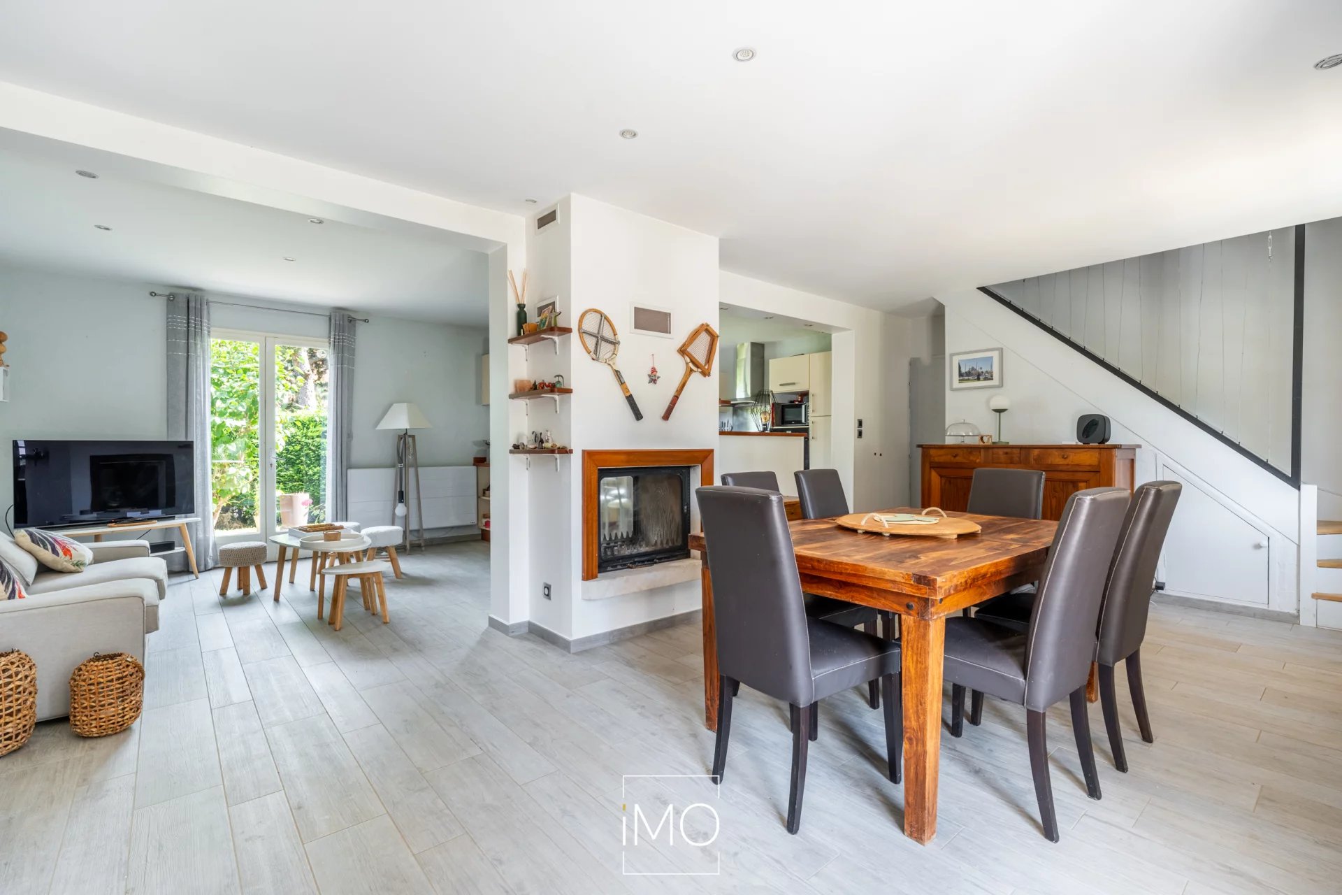 Maison familiale de 130 m² avec piscine sur parcelle de 1 028 m²