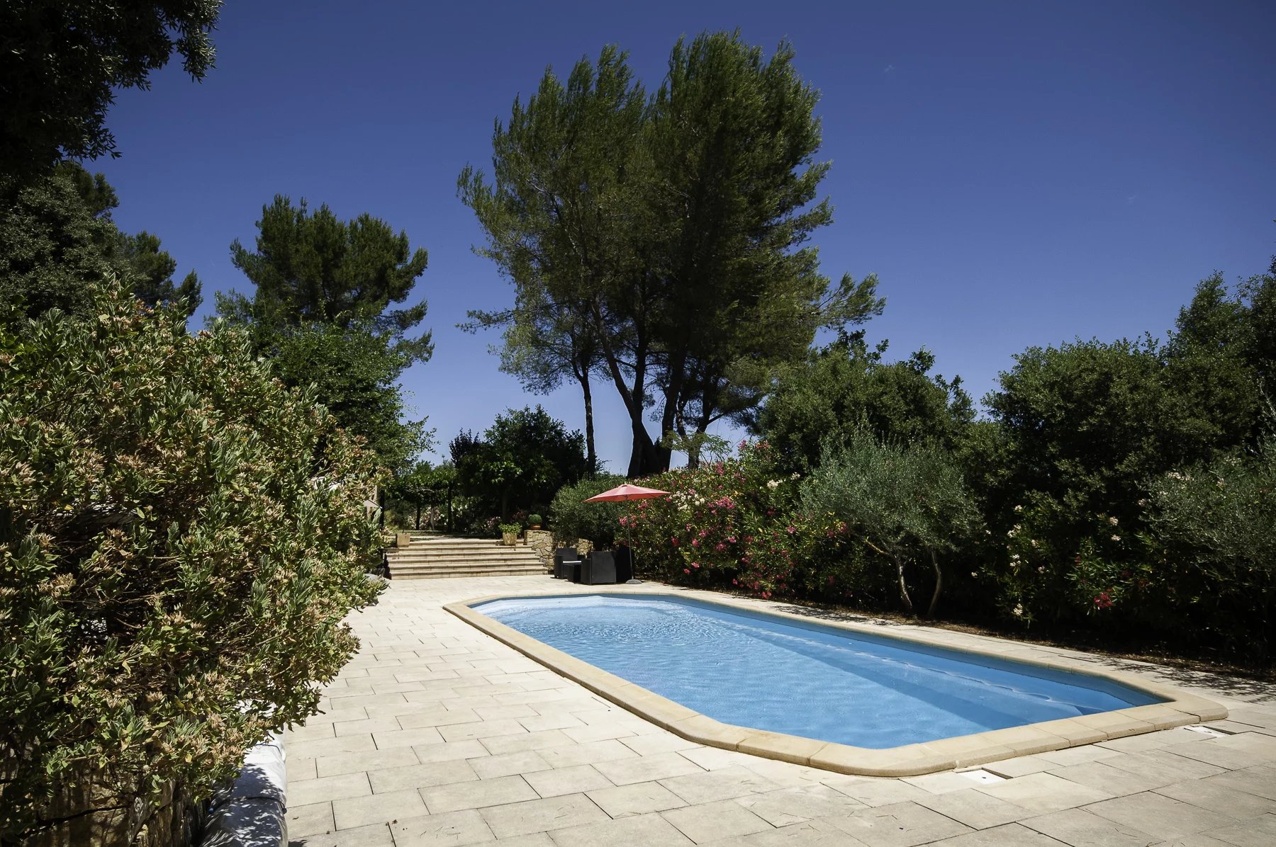 Charming villa with a pool in Montfort-sur-Argens