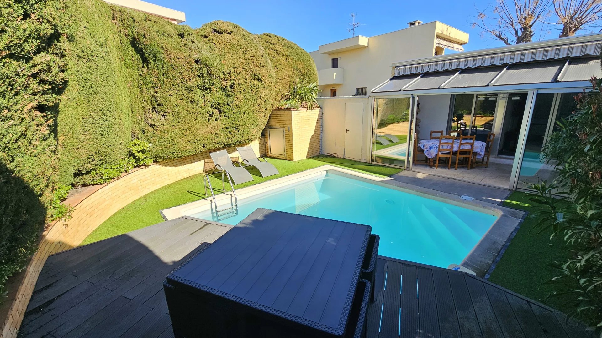 Villa-appartement, piscine privative