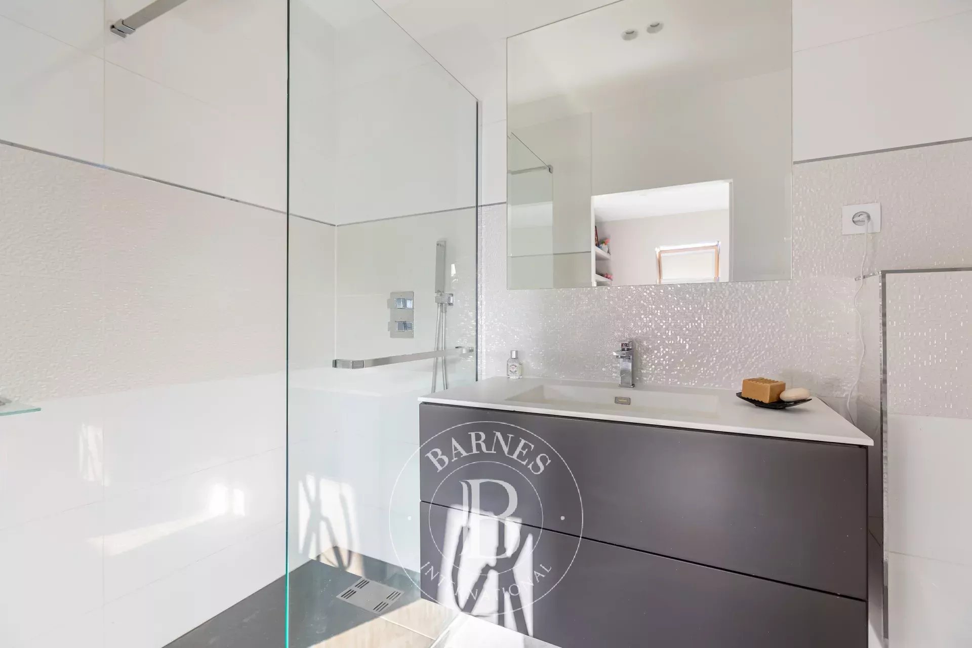 Daire Paris 8ème - picture 28