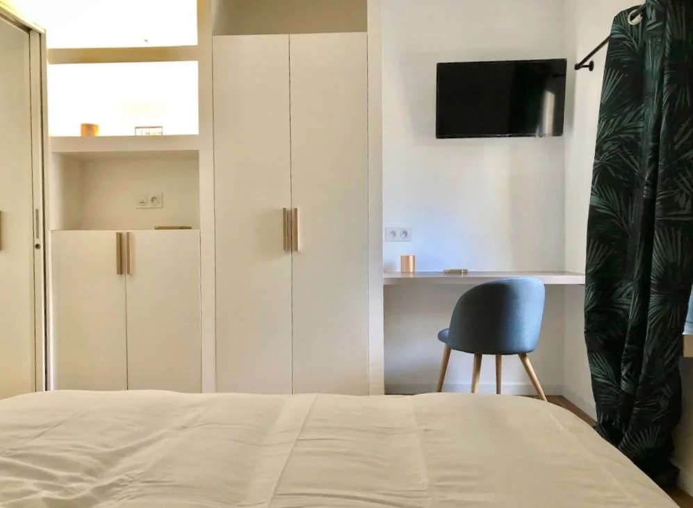 BORDEAUX SAINT PAUL - APPARTEMENT T3 EN DUPLEX AU DERNIER ETAGE