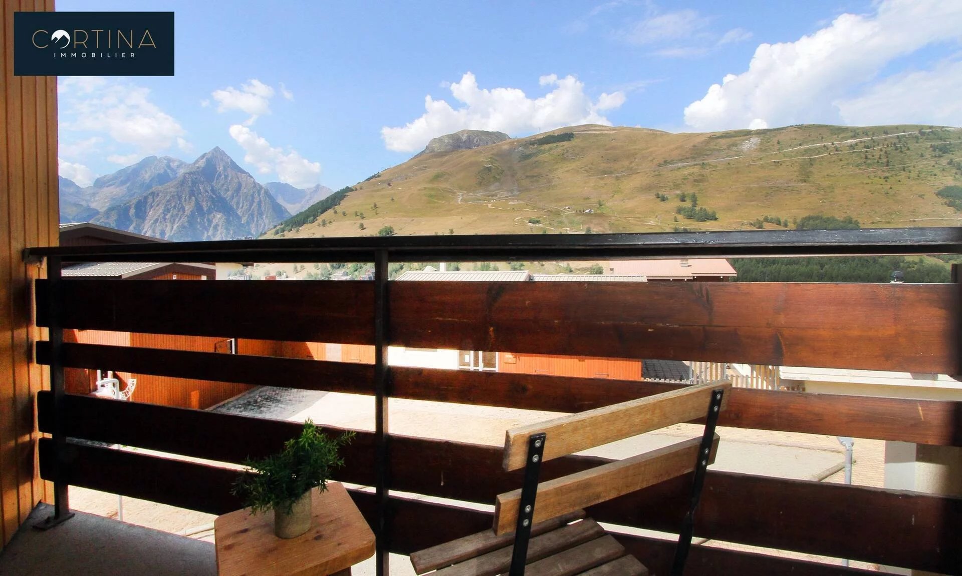 ÉCRINS 3 325 — Appartement pour 4 personnes