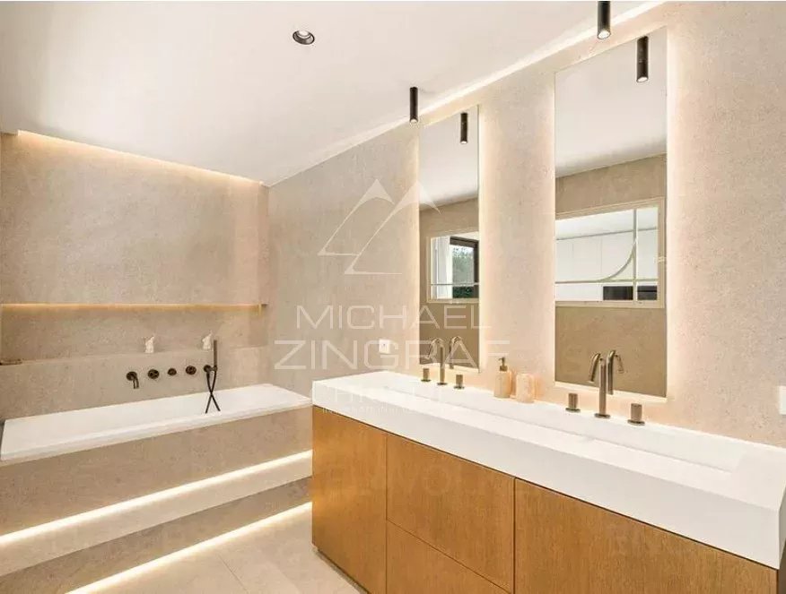 3 Bedroom Apartment/Flat's Image 10