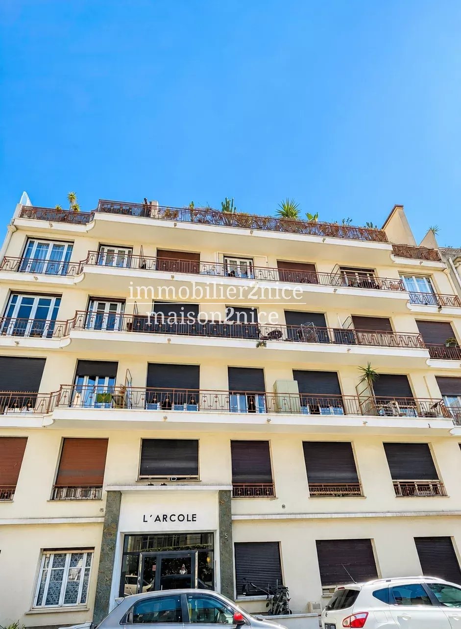 3 P 76M² NICE LIBERATION