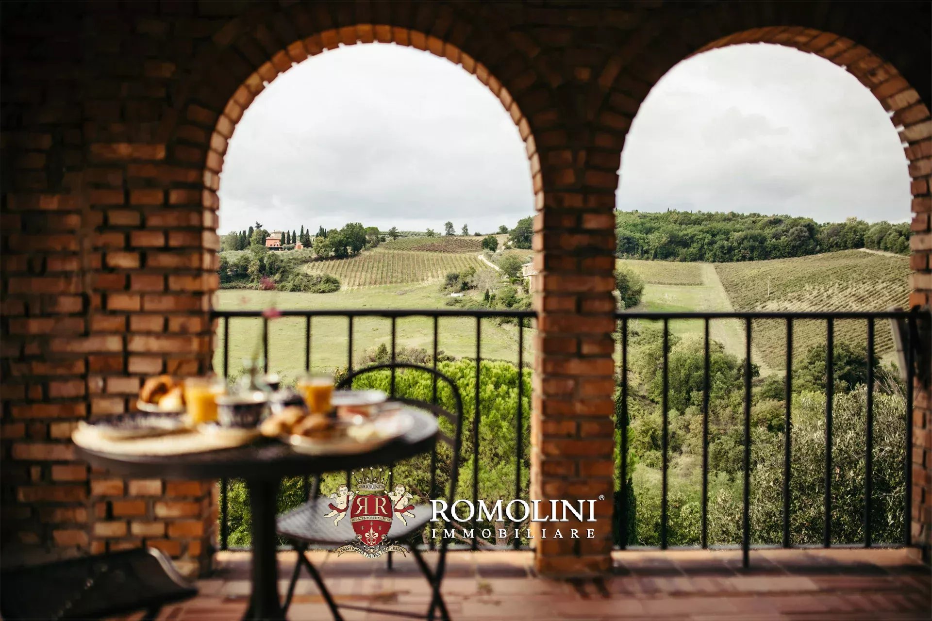 7 Bedroom Vineyard's Image 42