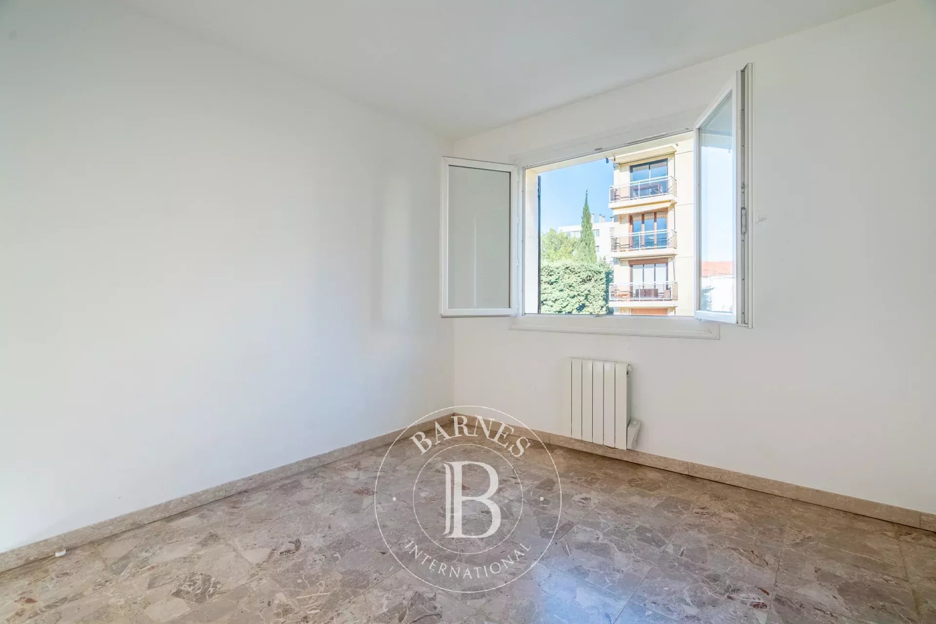 Ev Marseille 8ème - picture 9