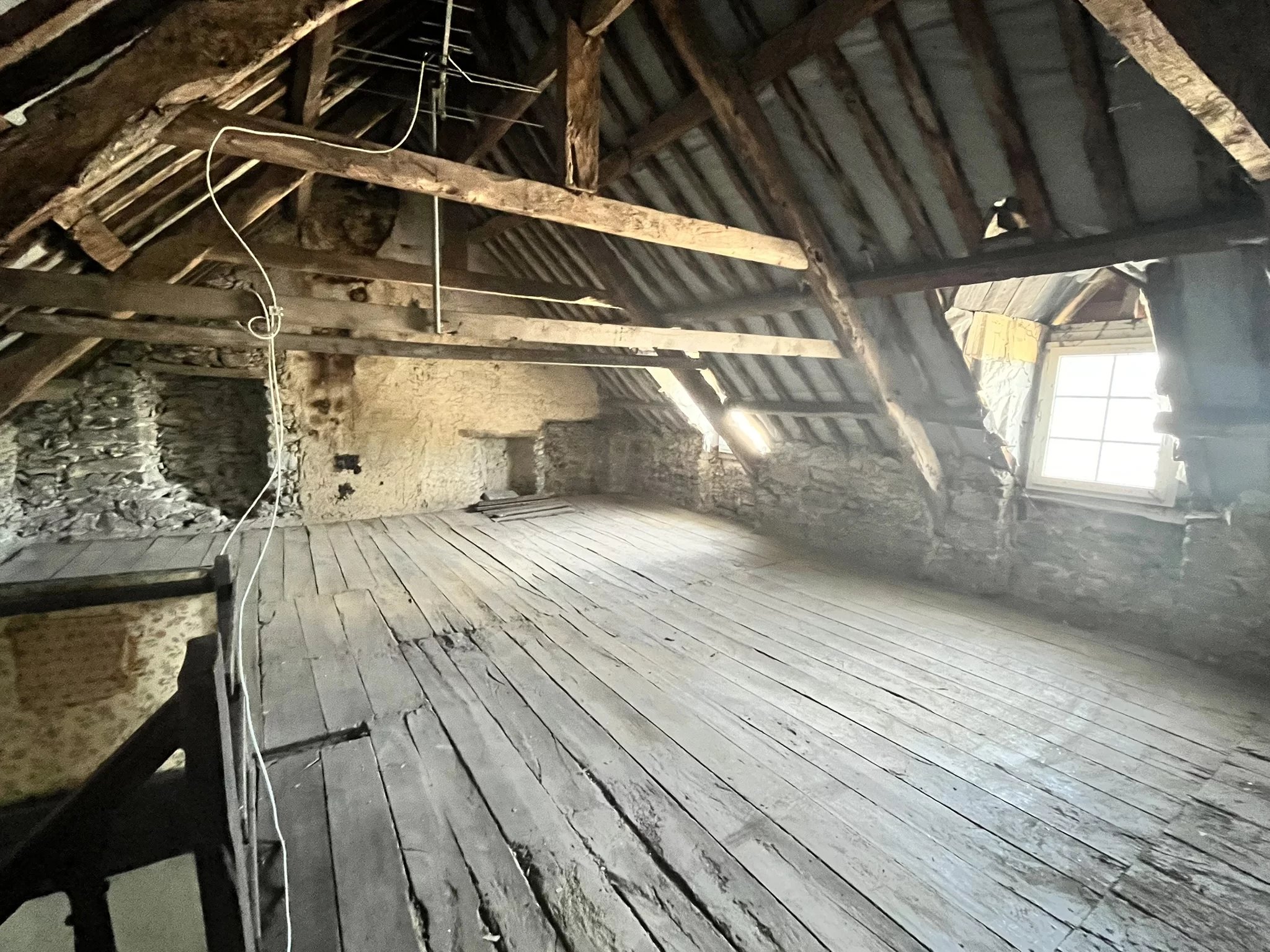 Immeuble de rapport à fort potentiel – Centre-bourg de Plouër-sur-Rance