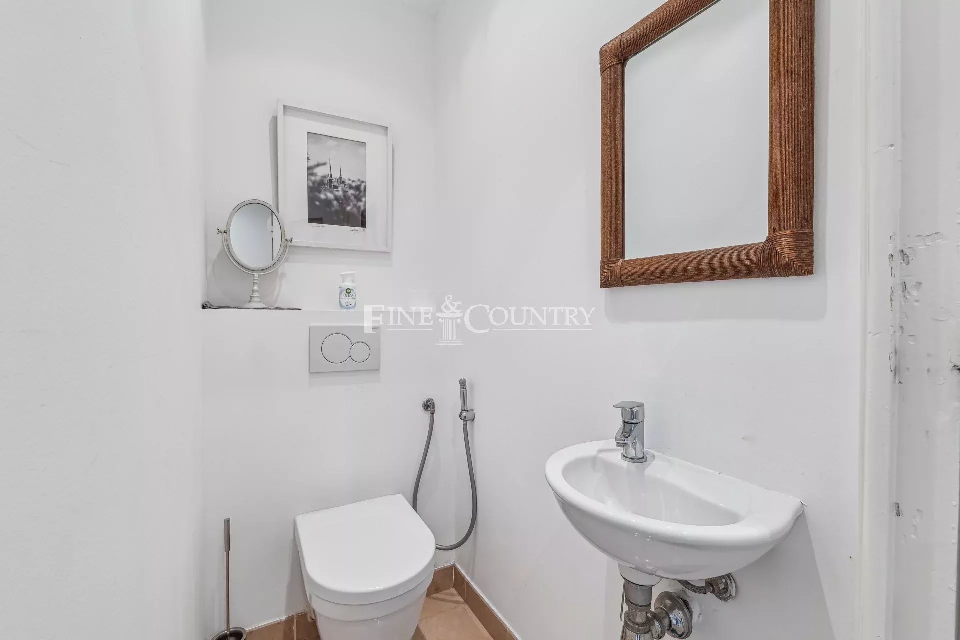 Photo of Apartment for sale in Cannes, rue Molière