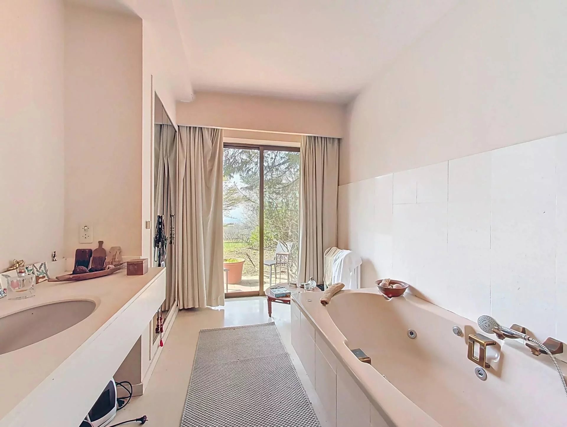 Propriété 303m² avec vue exceptionelle - Pau (64000)