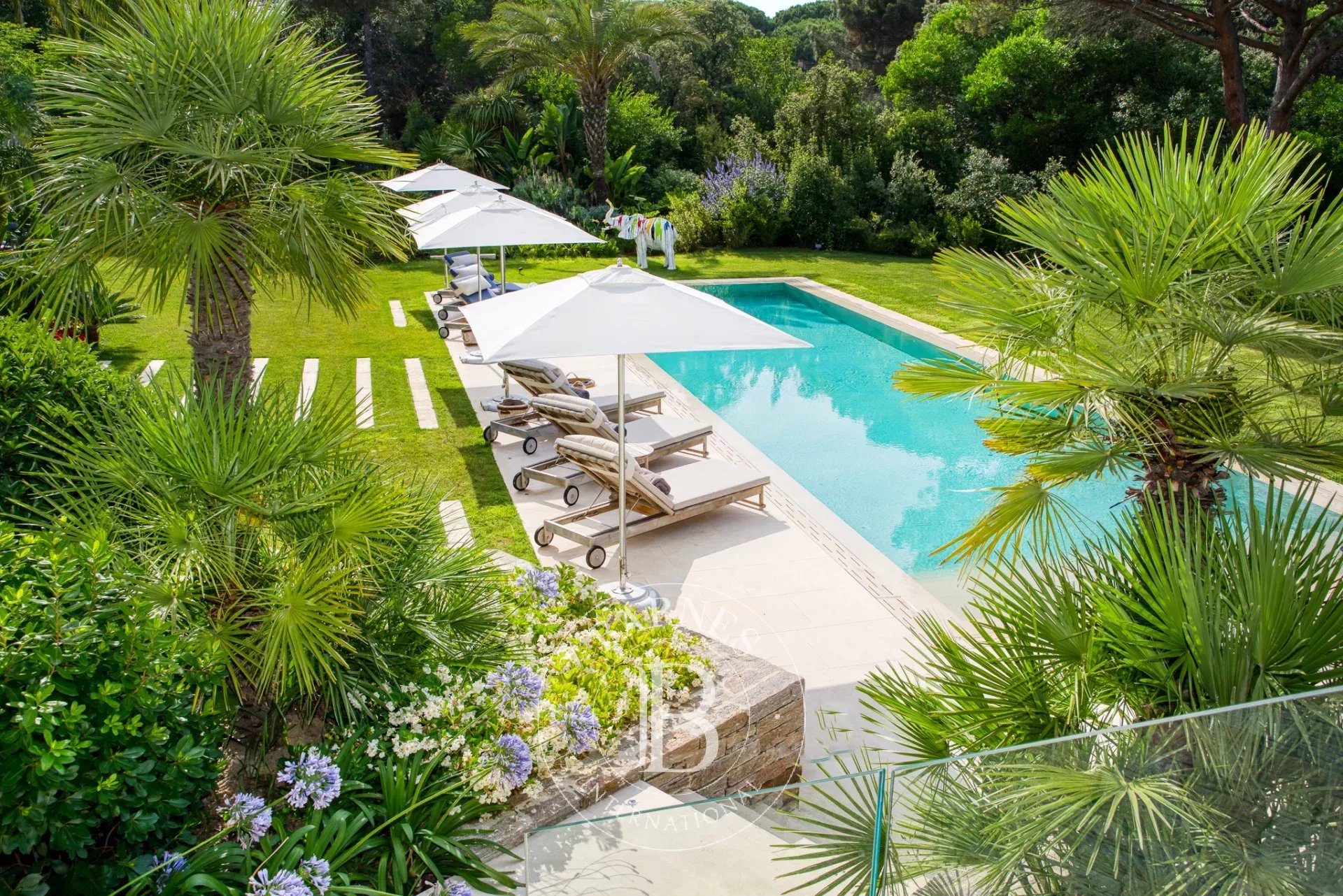 Villa Saint-Tropez  -  ref 83002978 (picture 2)