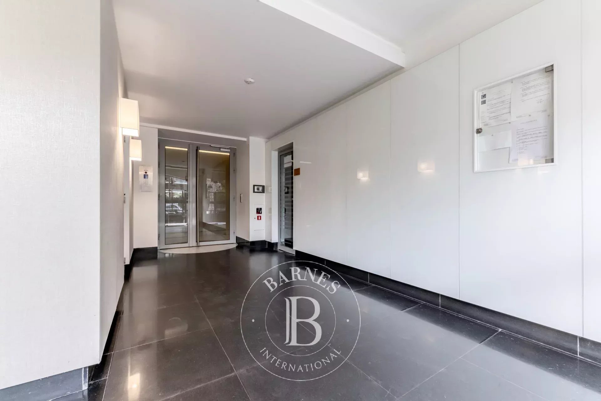 Neuilly-sur-Seine  - Appartement 5 Pi&egrave;ces 3 Chambres - picture 15