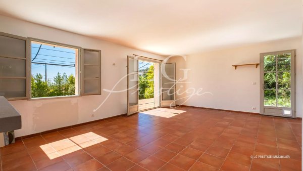 Charming Villa within walking distance of Shops — photo 5