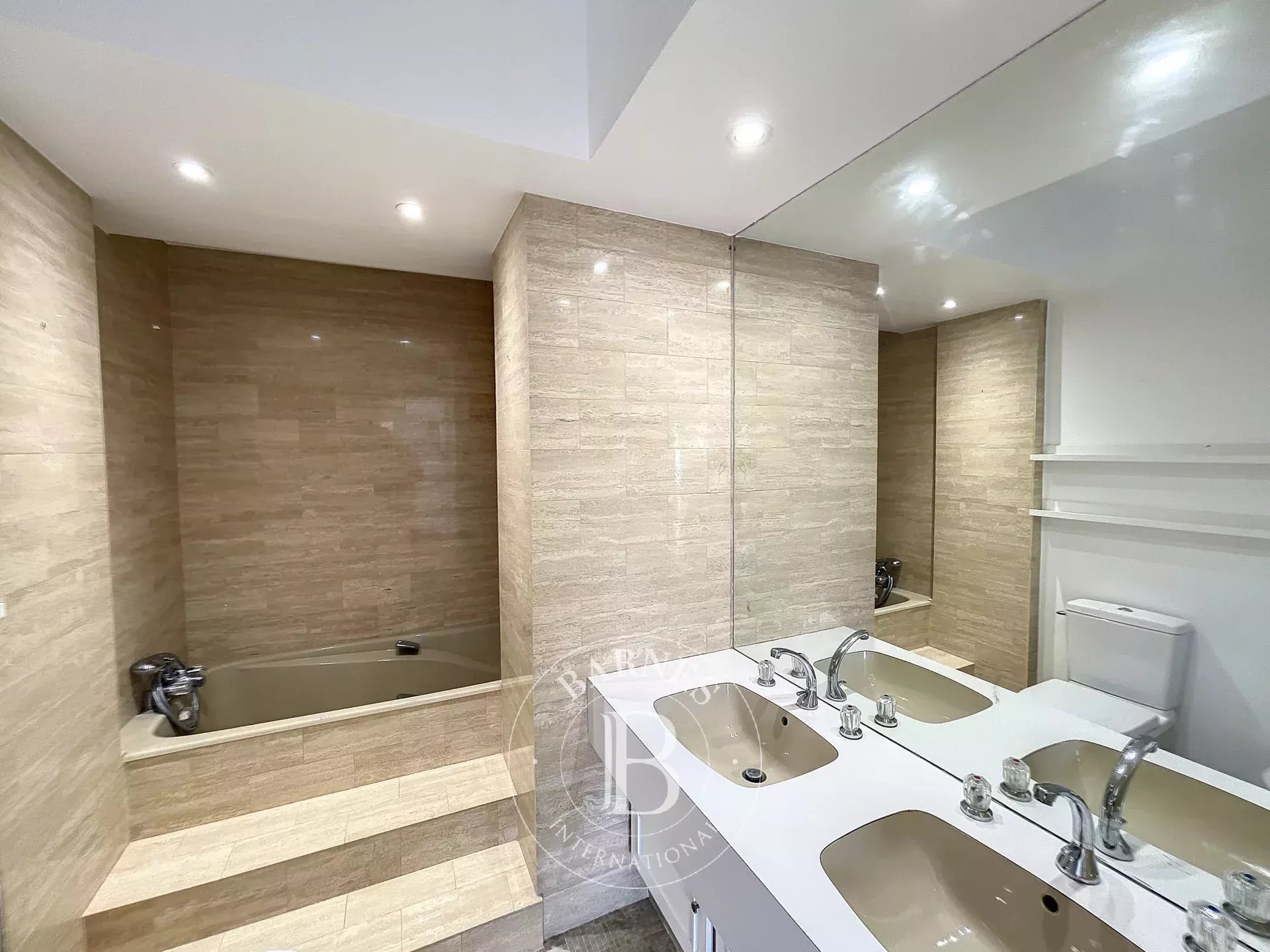 Daire Paris 16ème - picture 9