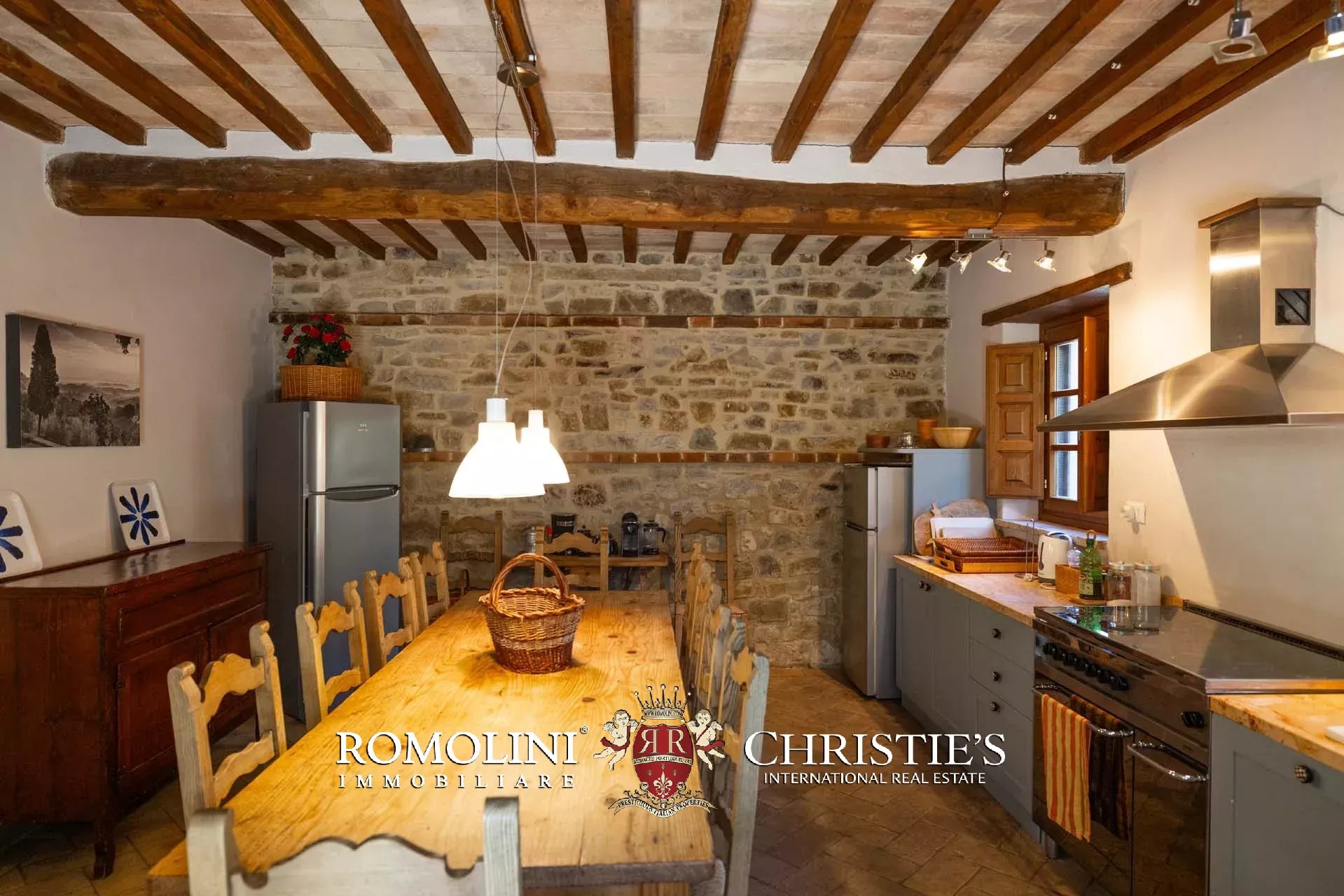 9 Bedroom Villa/Townhouse's Image 62