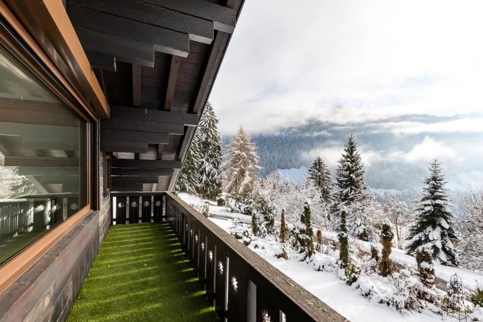 Chalet avec une vue imprenable et potentiel exceptionnel