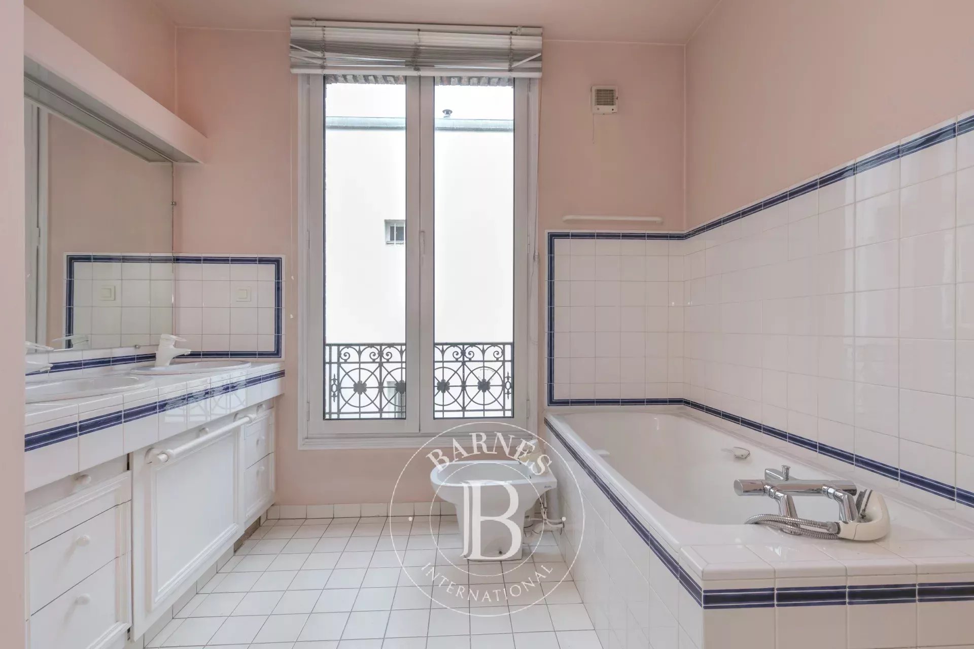 Daire Paris 17ème - picture 13