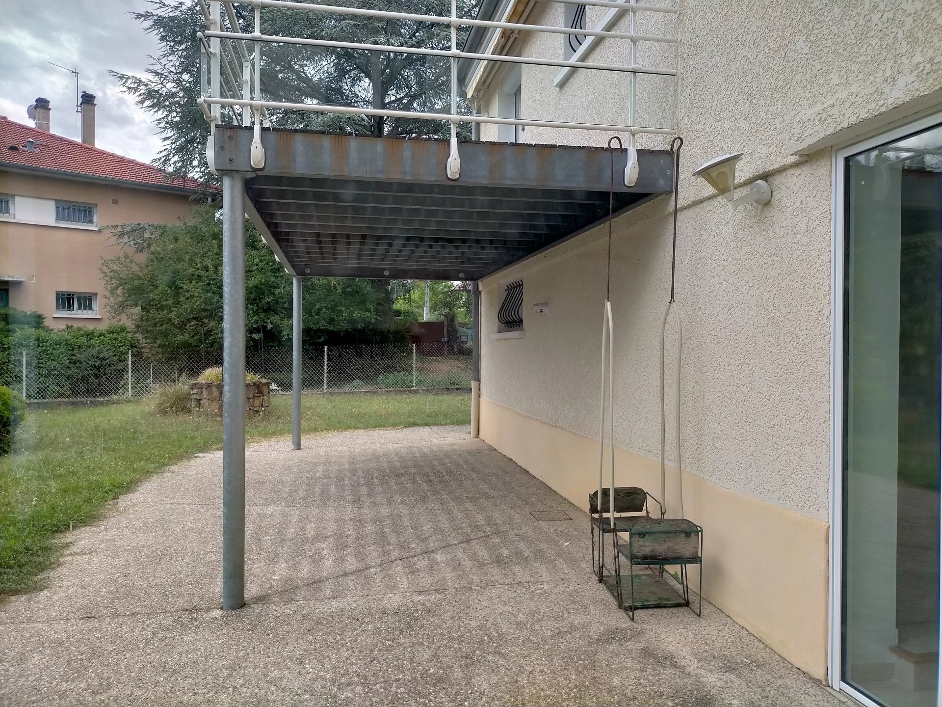 83124740 Location Francheville