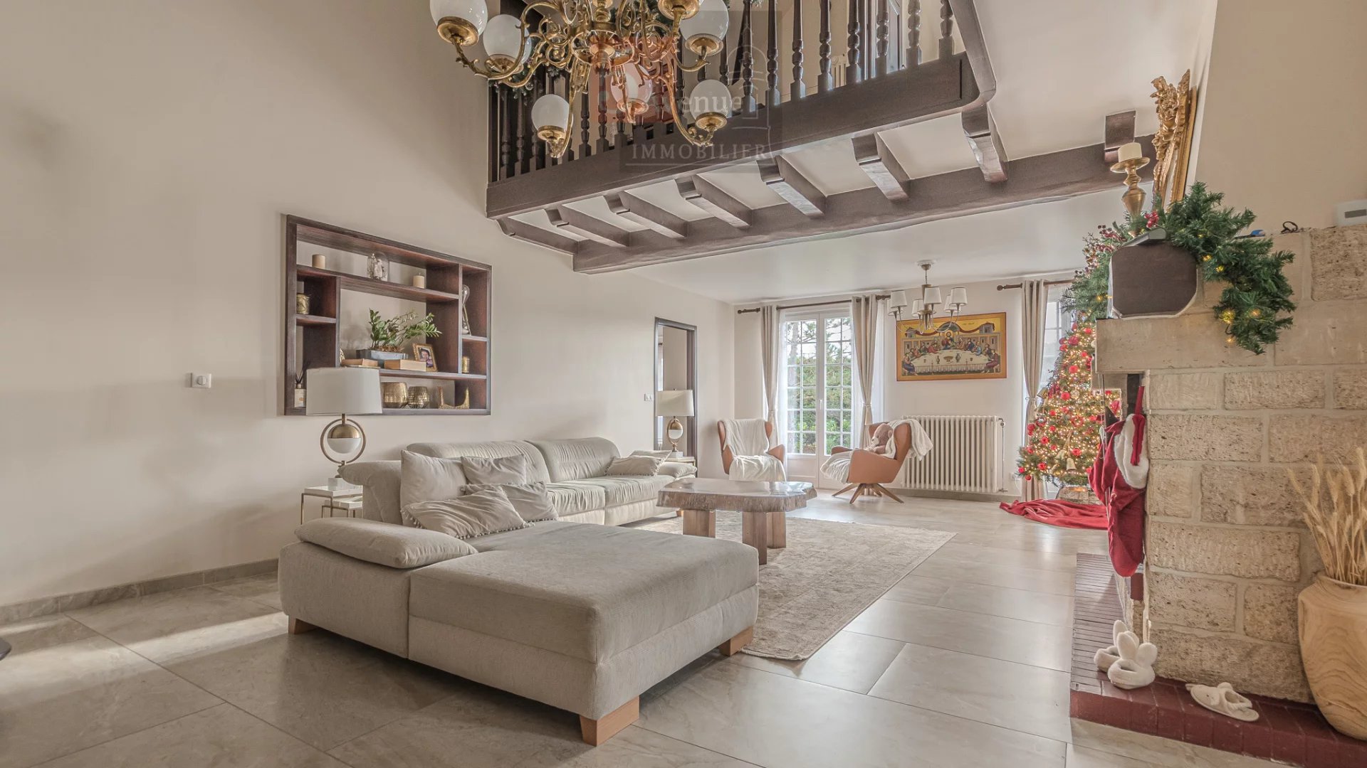 Maison familiale de 220 m2 avec dépendance sur 5 000 m2