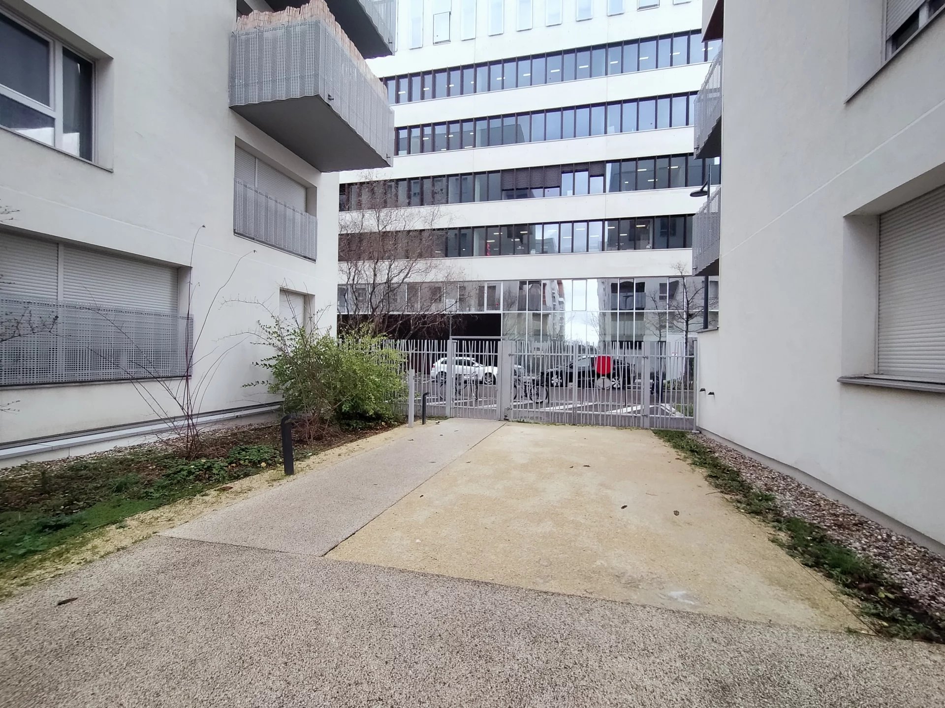 480610 Location Villeurbanne