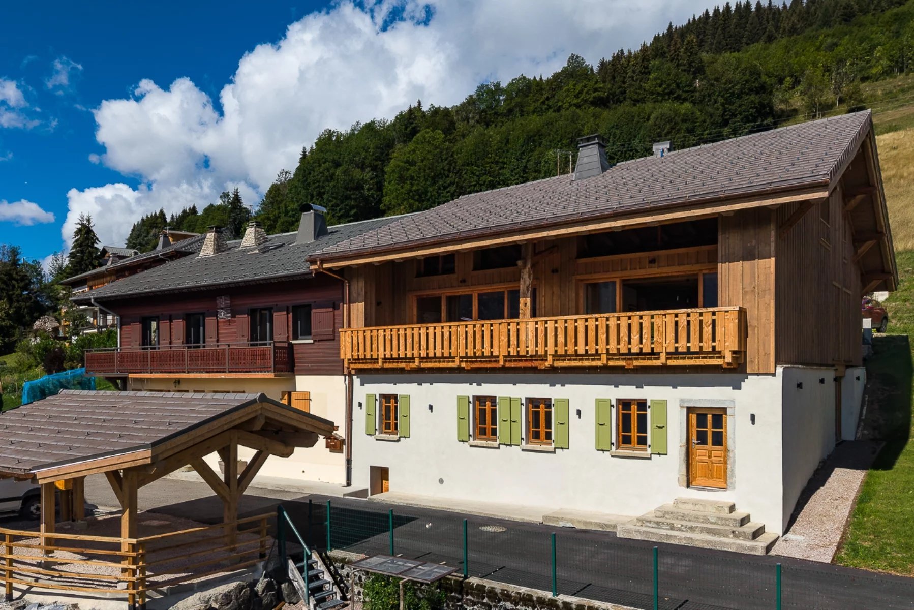 Photo of LA COTE D'ARBROZ - 6 bedroom chalet