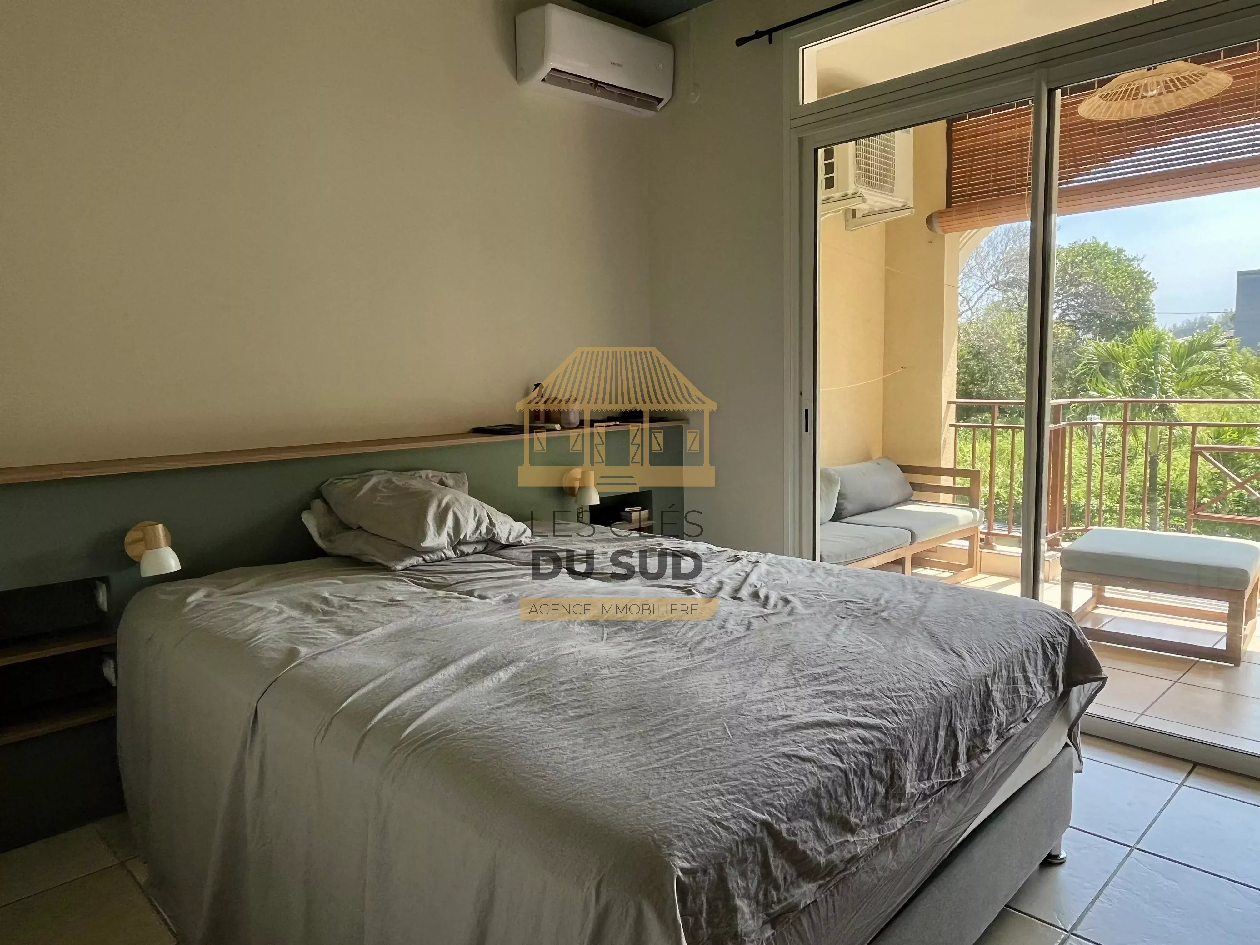 Location appartement T3 meublé vue mer avec piscine à Manapany Les Bains
