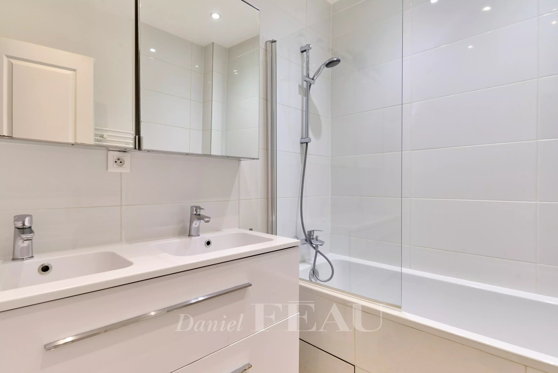 3 Bedroom Apartment/Flat's Image 11