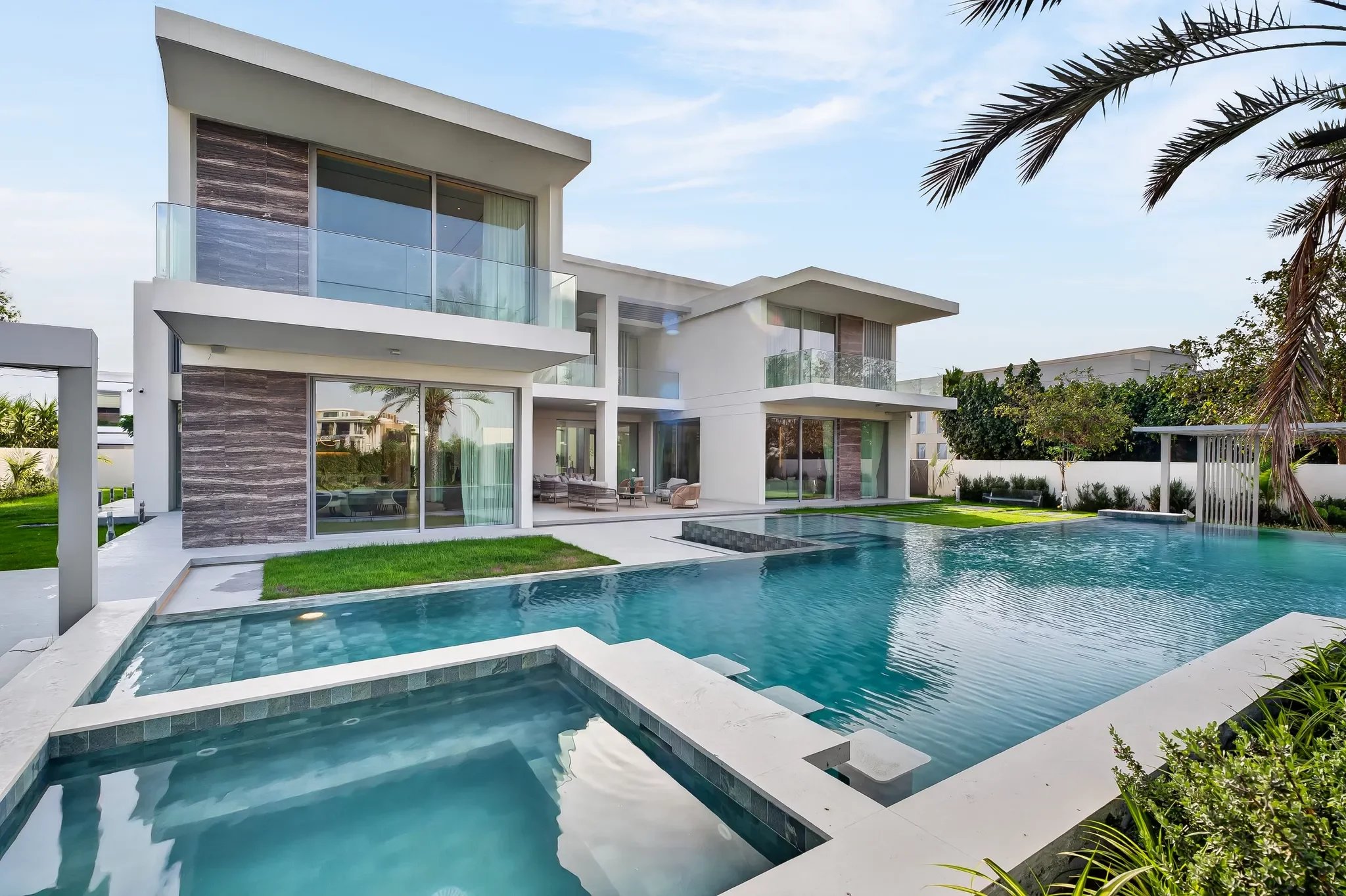Exquisite Mediterranean-inspired villa in Fairways Vistas
