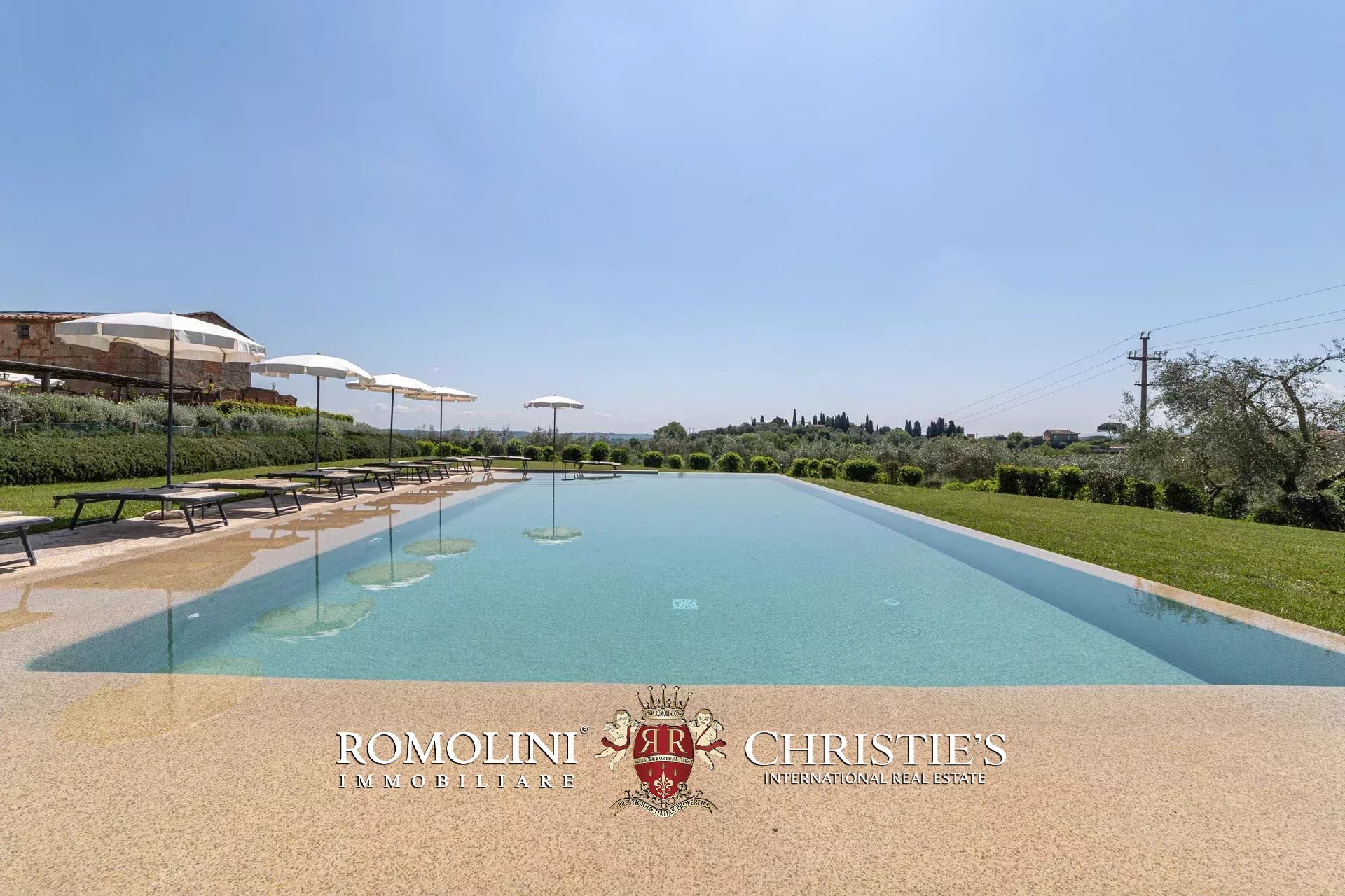 14 Bedroom Villa/Townhouse's Image 22