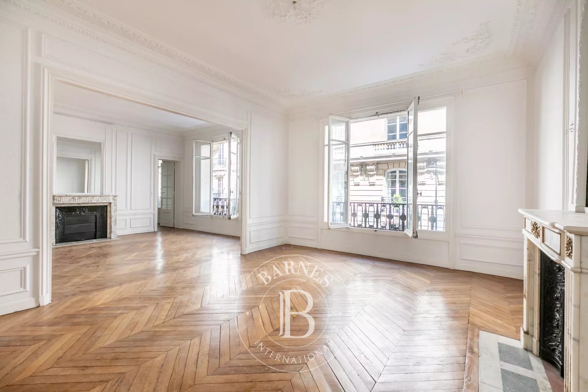 Exclusive Paris 16 - OECD - 4-bedroom family apartment