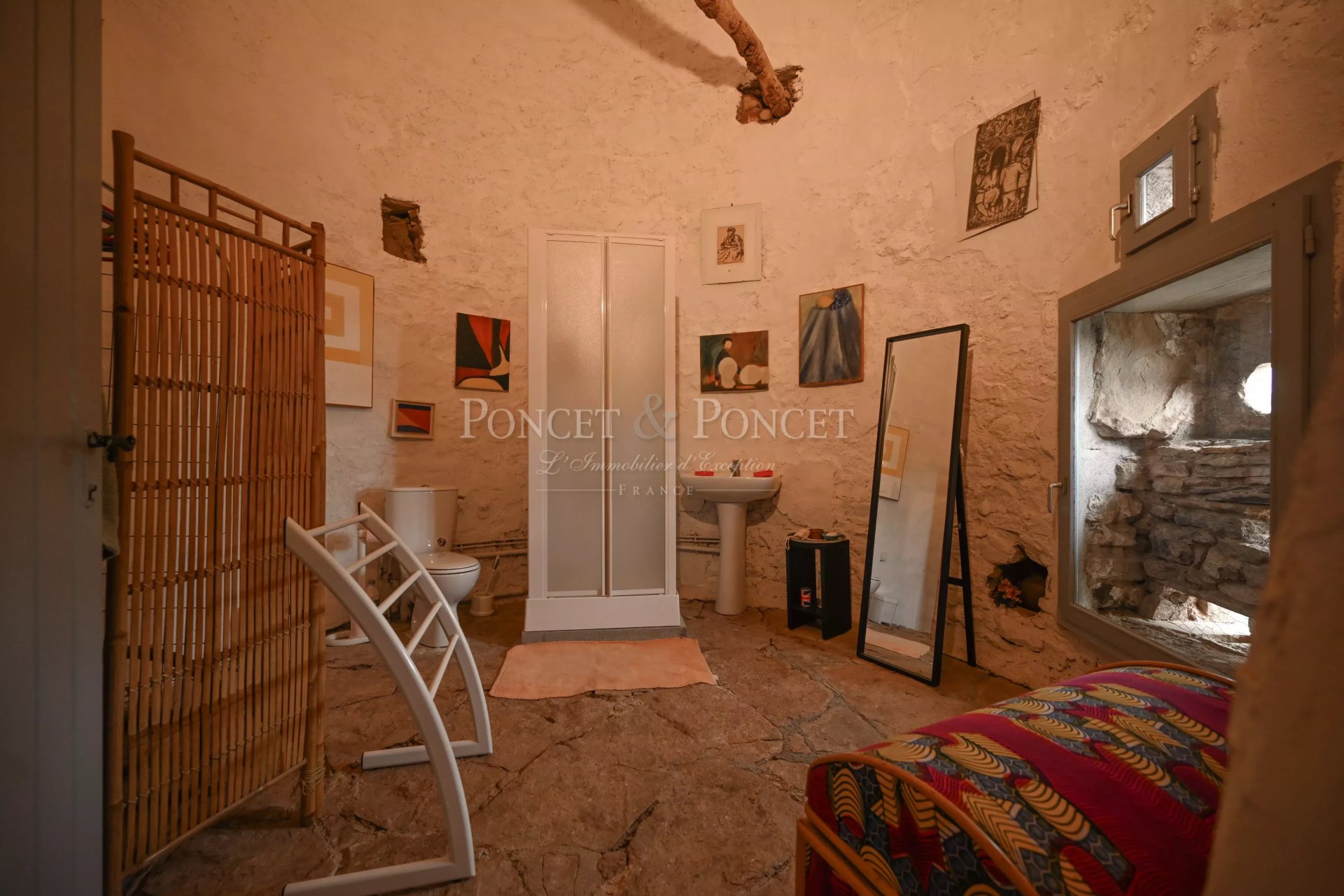 8 Bedroom Chateau's Image 20