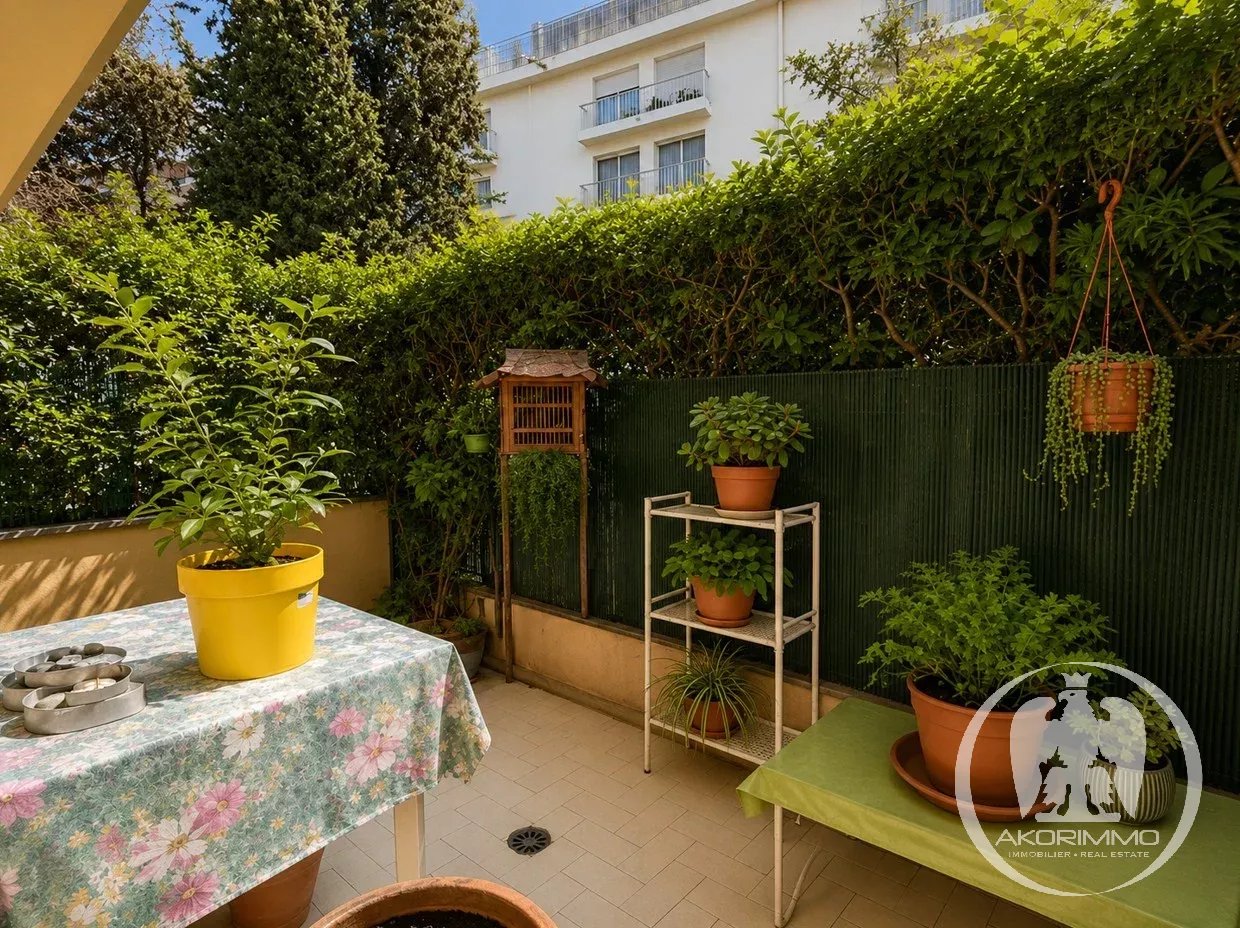 Apartment  - Studio  - 32.74 m² -  €169,000 - For sale