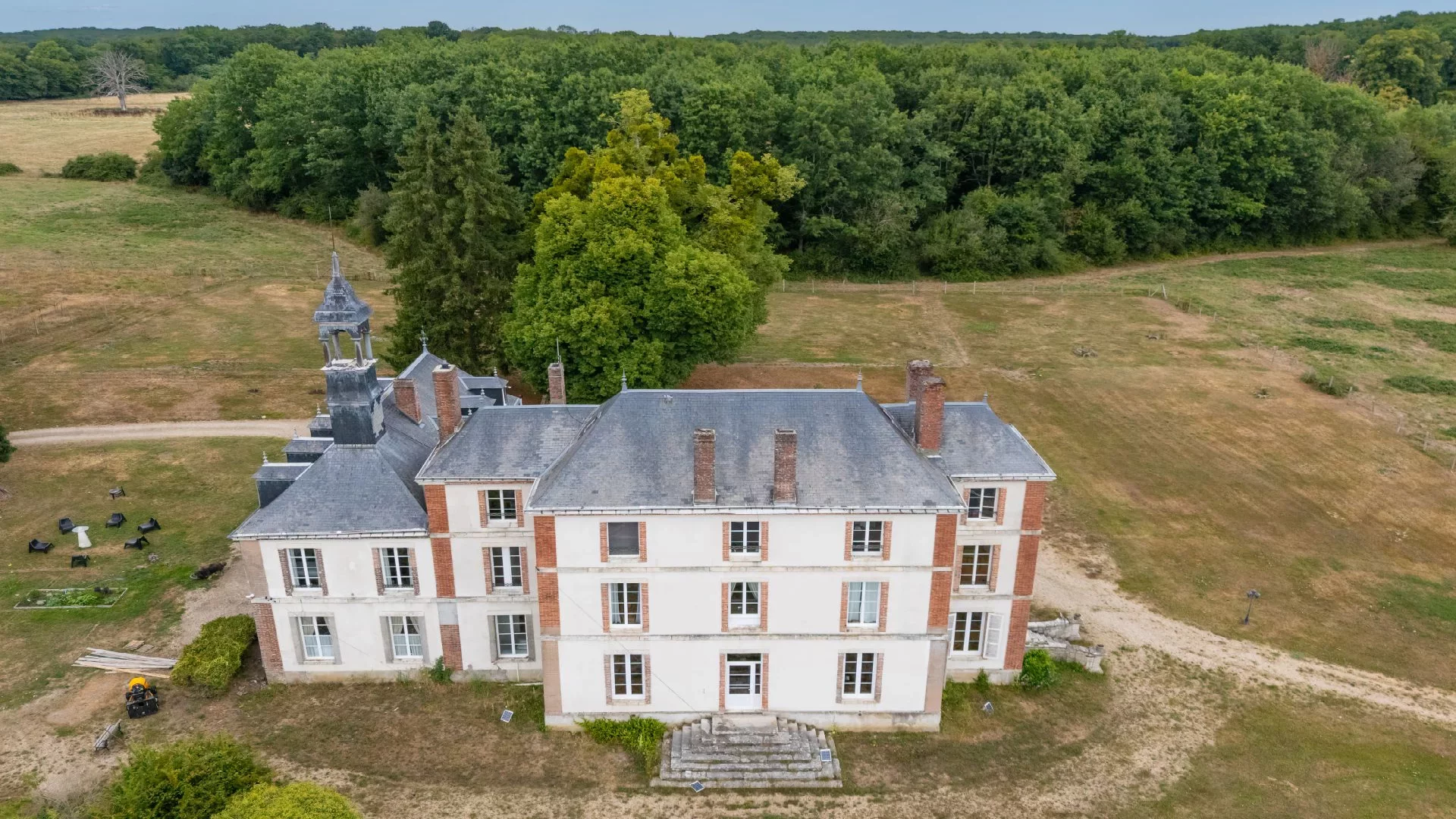 Saint-Fargeau - YONNE- PUISAYE