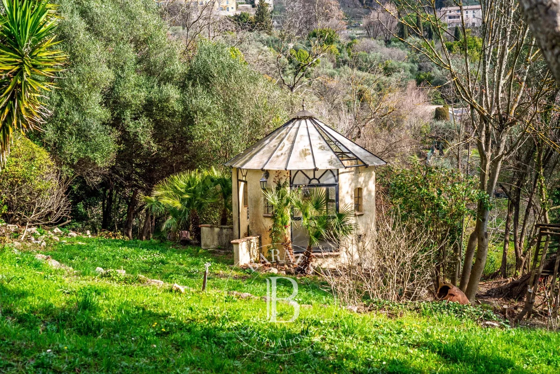 Grasse  - Bastide 5 Pi&egrave;ces 4 Chambres - picture 19