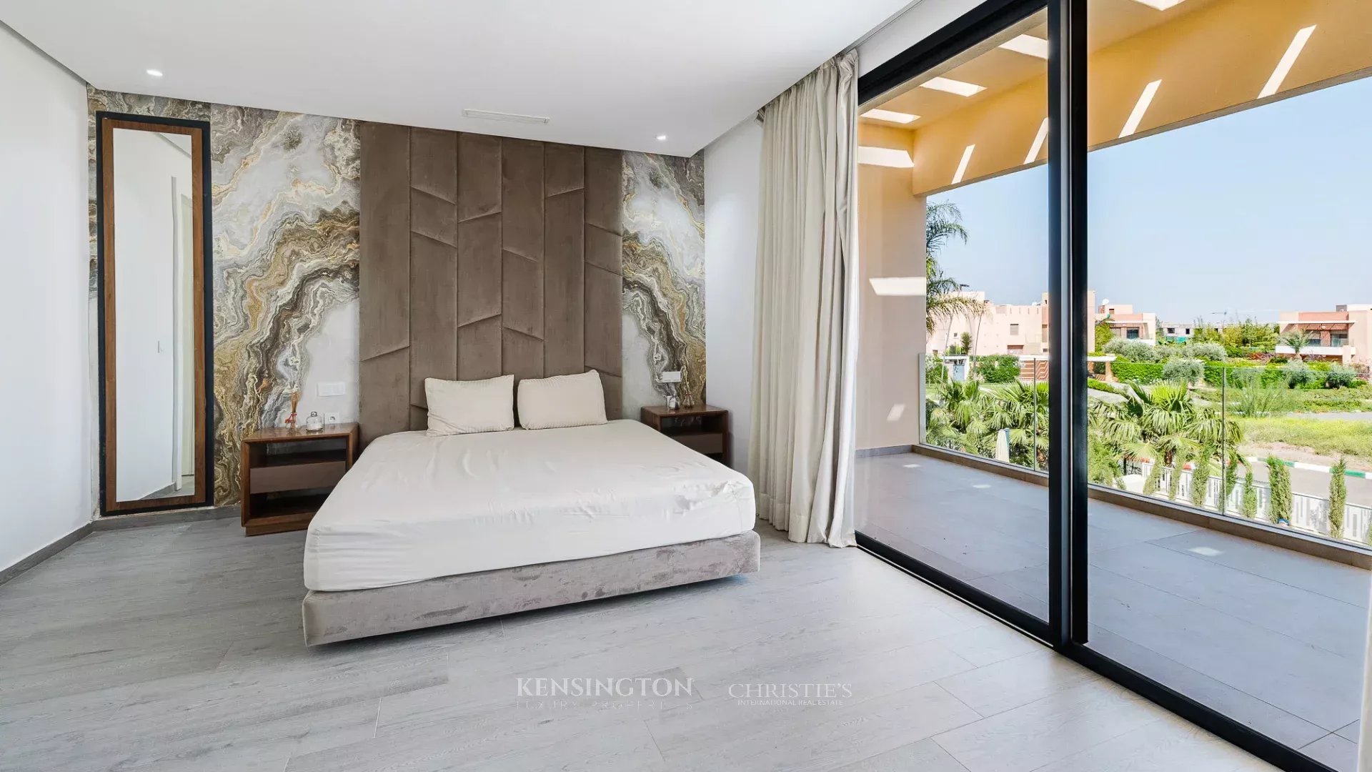 5 Bedroom Villa/Townhouse's Image 20