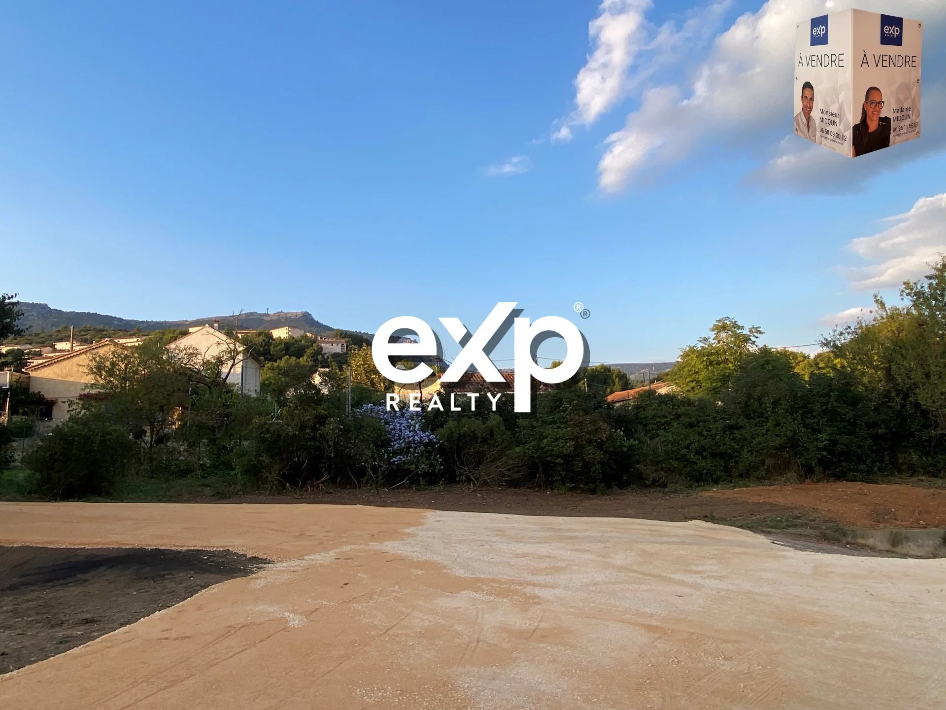 Appartement T2/3 - 43 m²  - Jardin - 2 Places de Parking  / Les Moulins