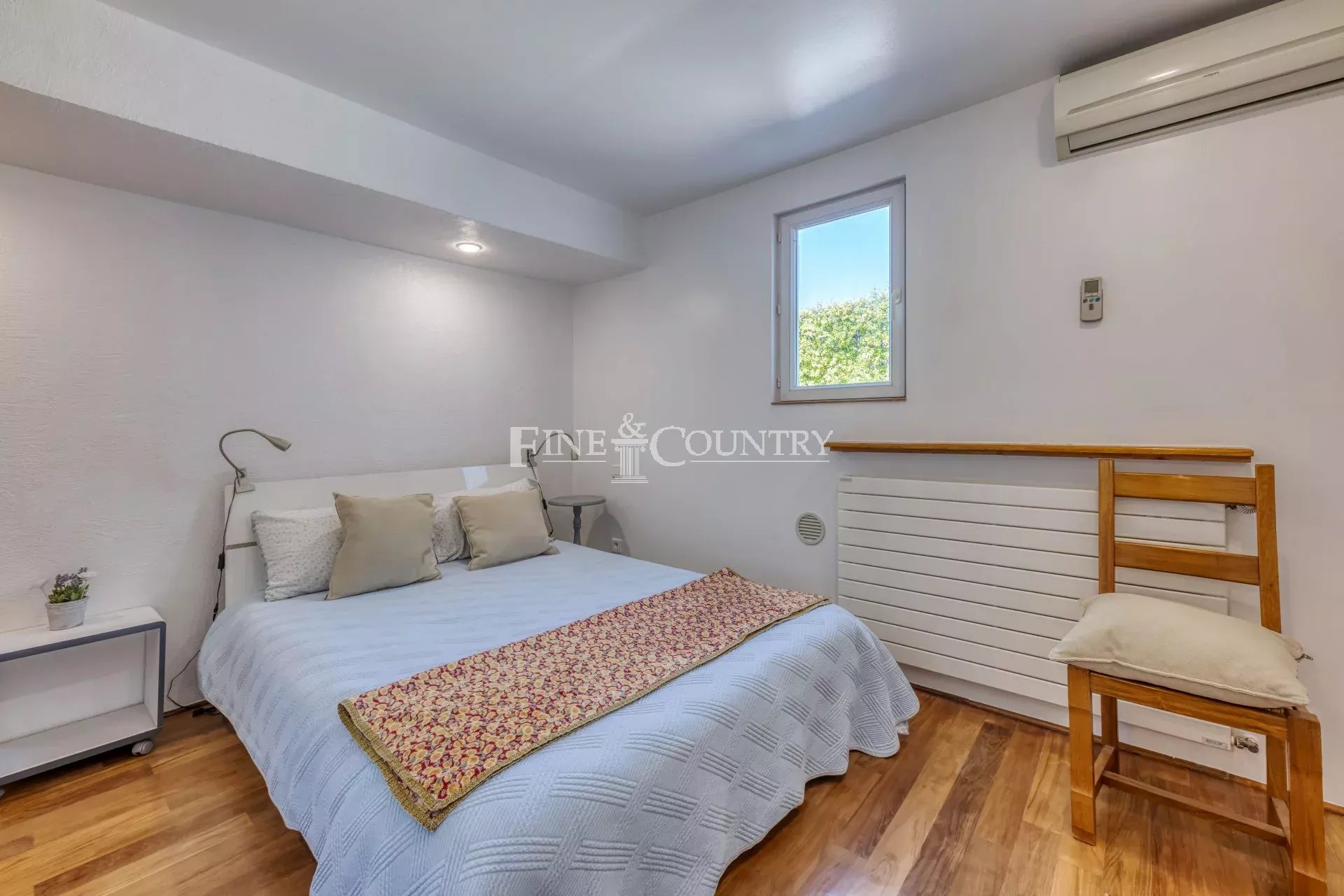 Photo of For Sale Villa in La Roquette-sur-Siagne