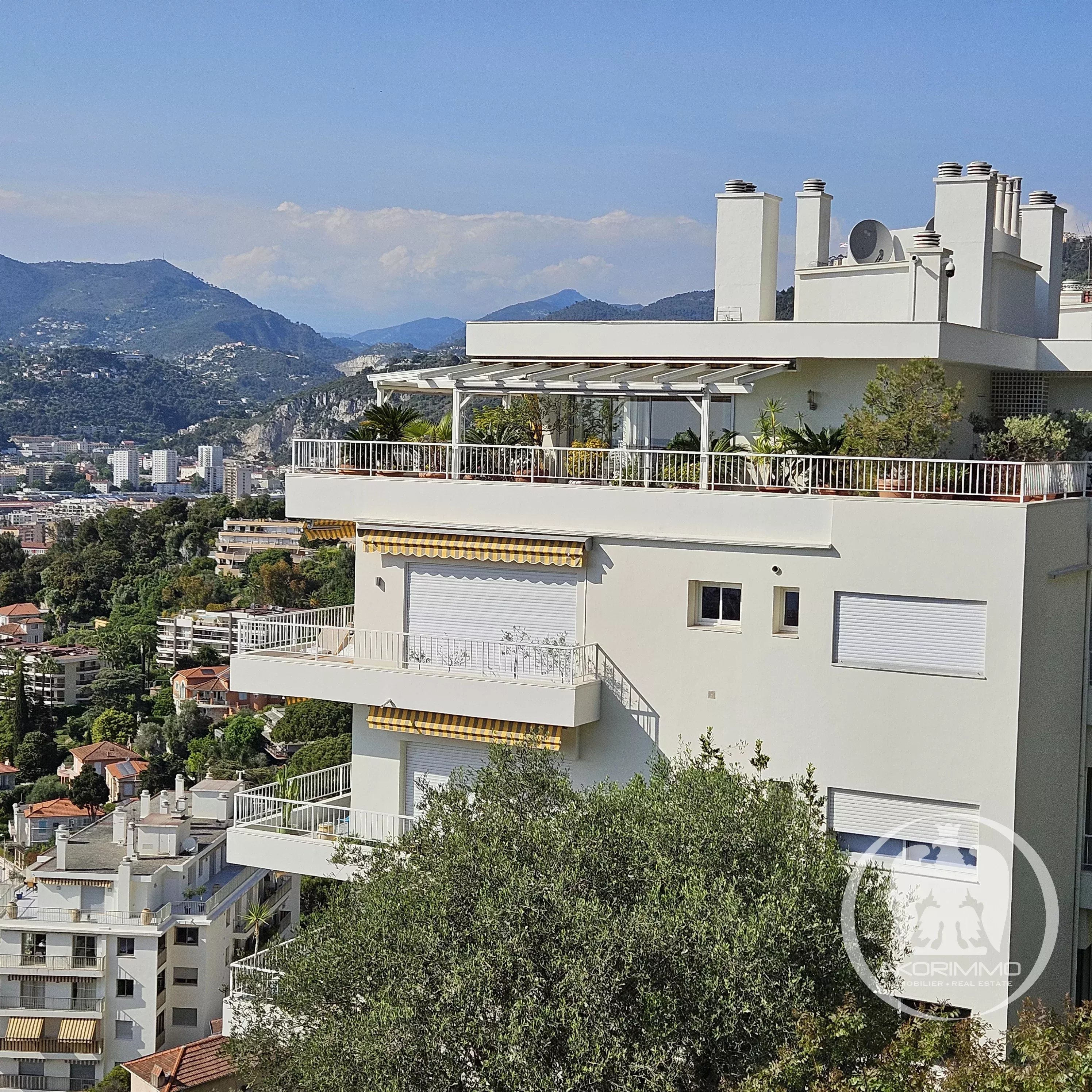 Appartement  - 3 pièces  - 68.21 m² -  630 000 € - À vendre