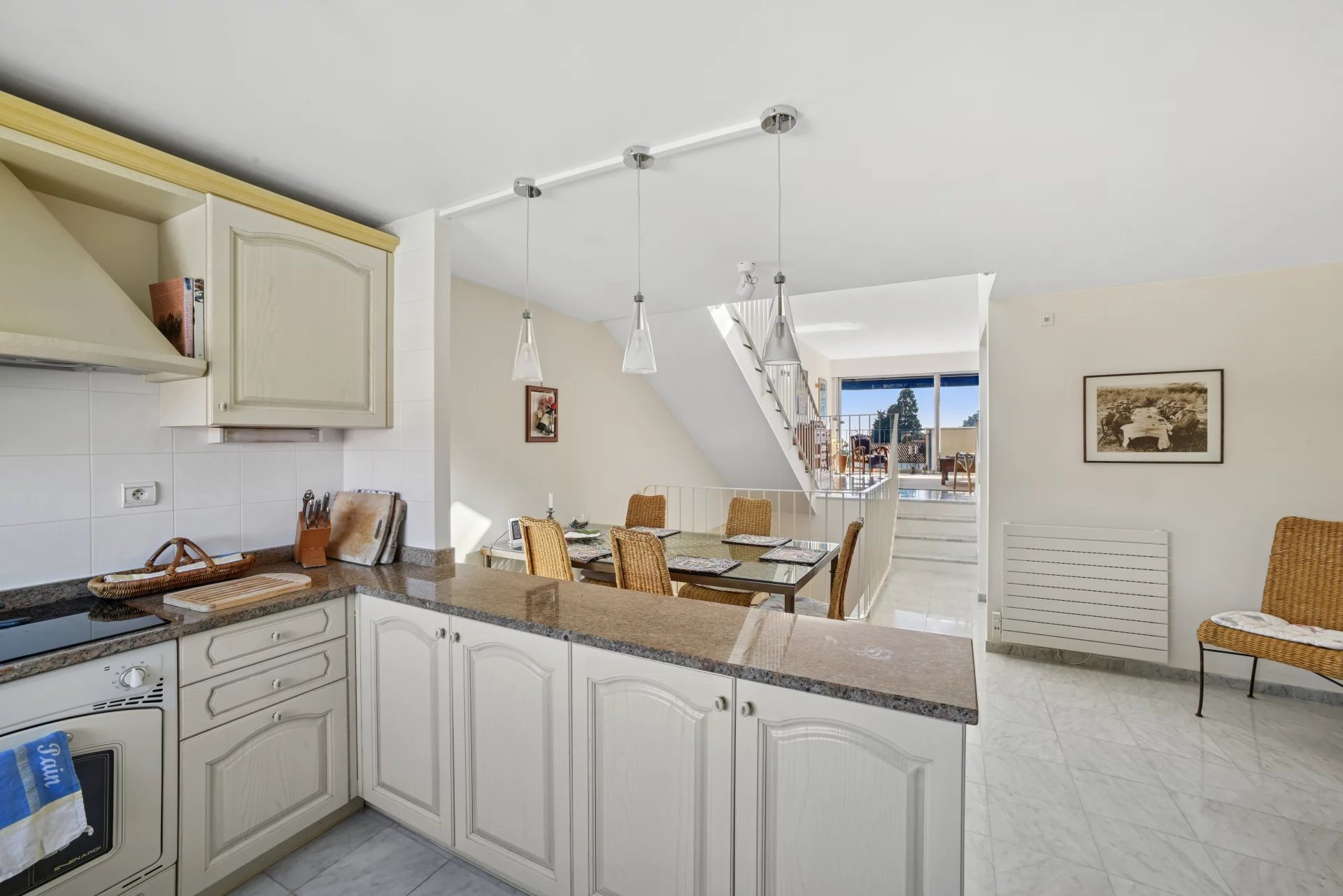 Triplex apartment with full rooftop and sea-views