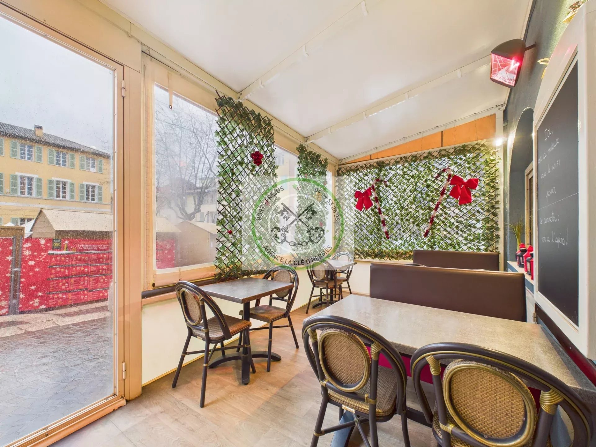 Agence immobilière de 