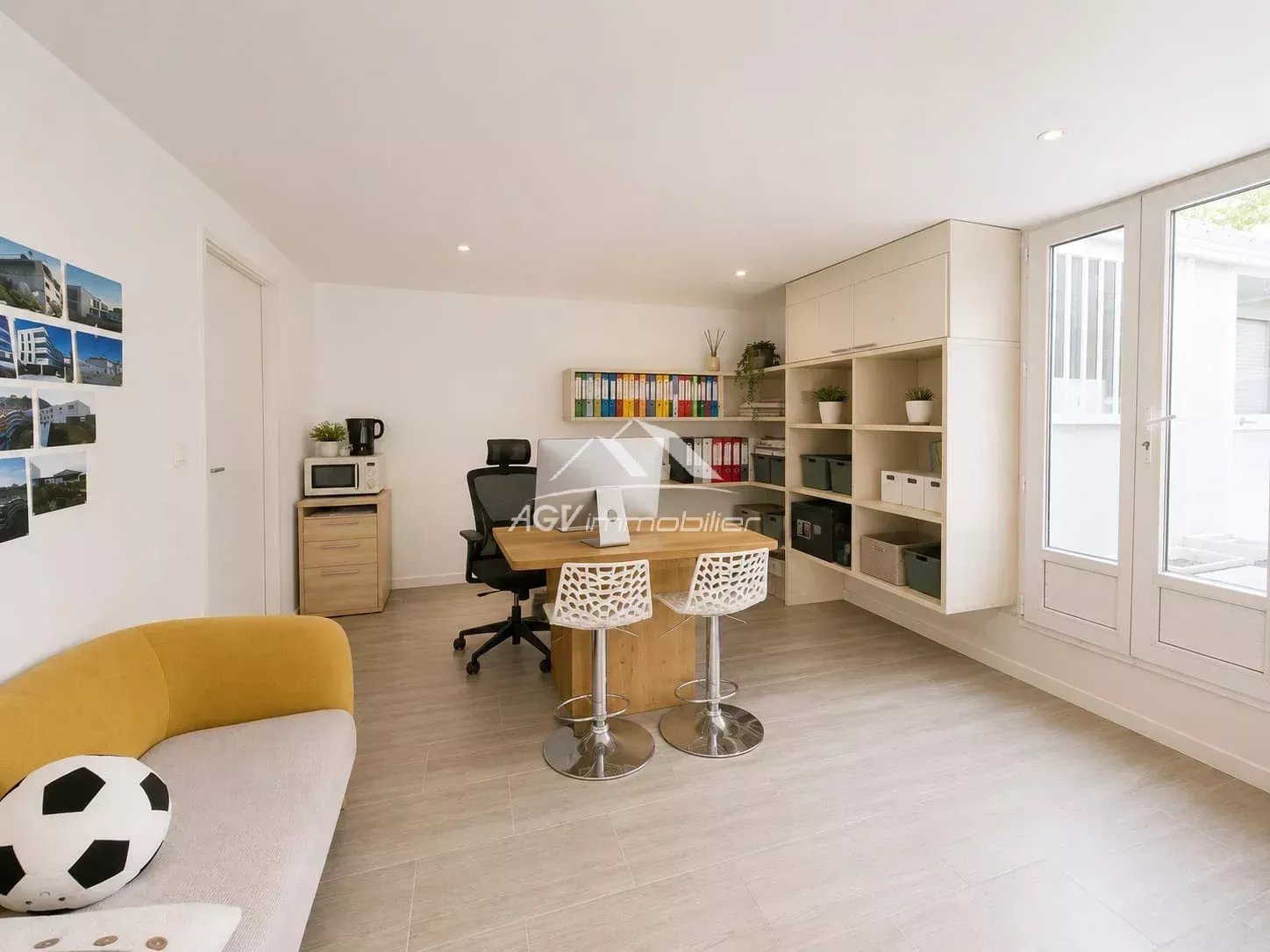 A Alès, maison 165 m², avec piscine garage, abris voiture et terrain de pétanque sur 1161 m² de terrain