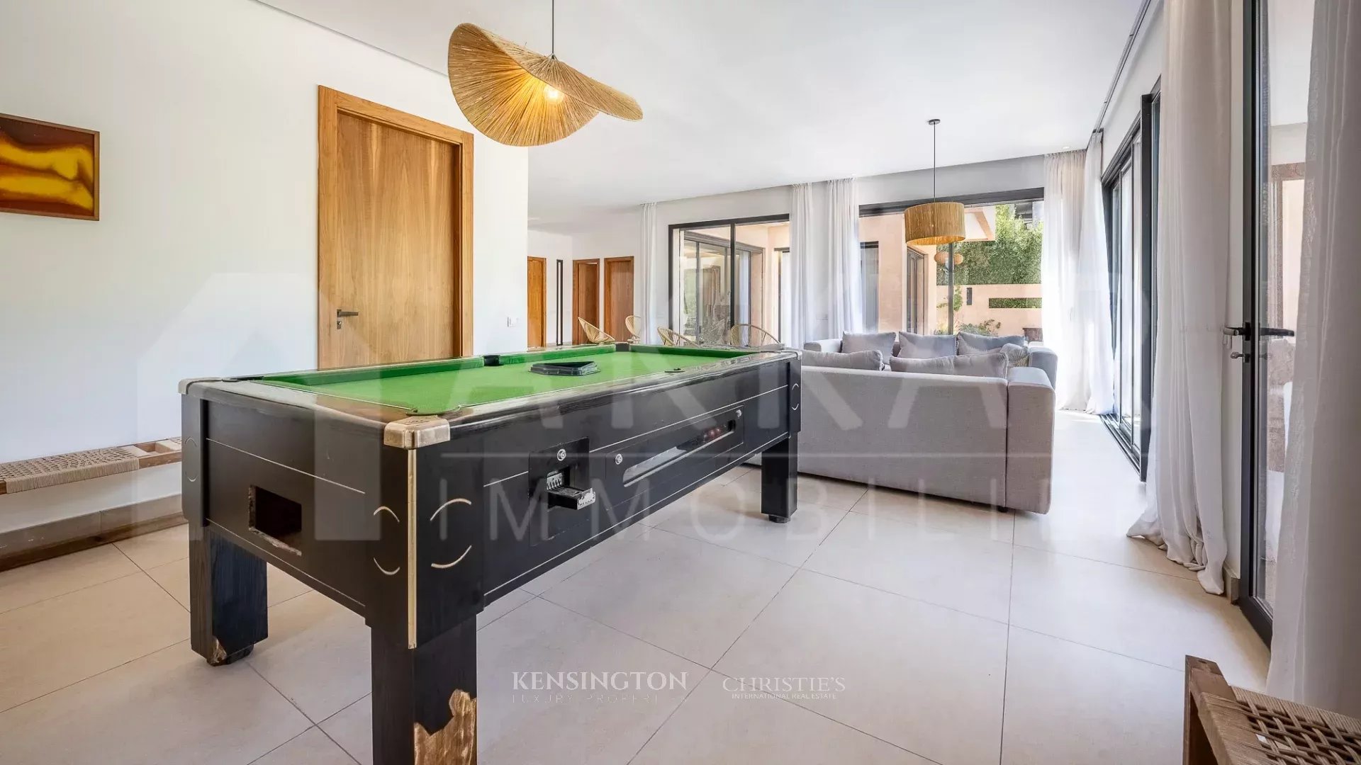 5 Bedroom Villa/Townhouse's Image 8