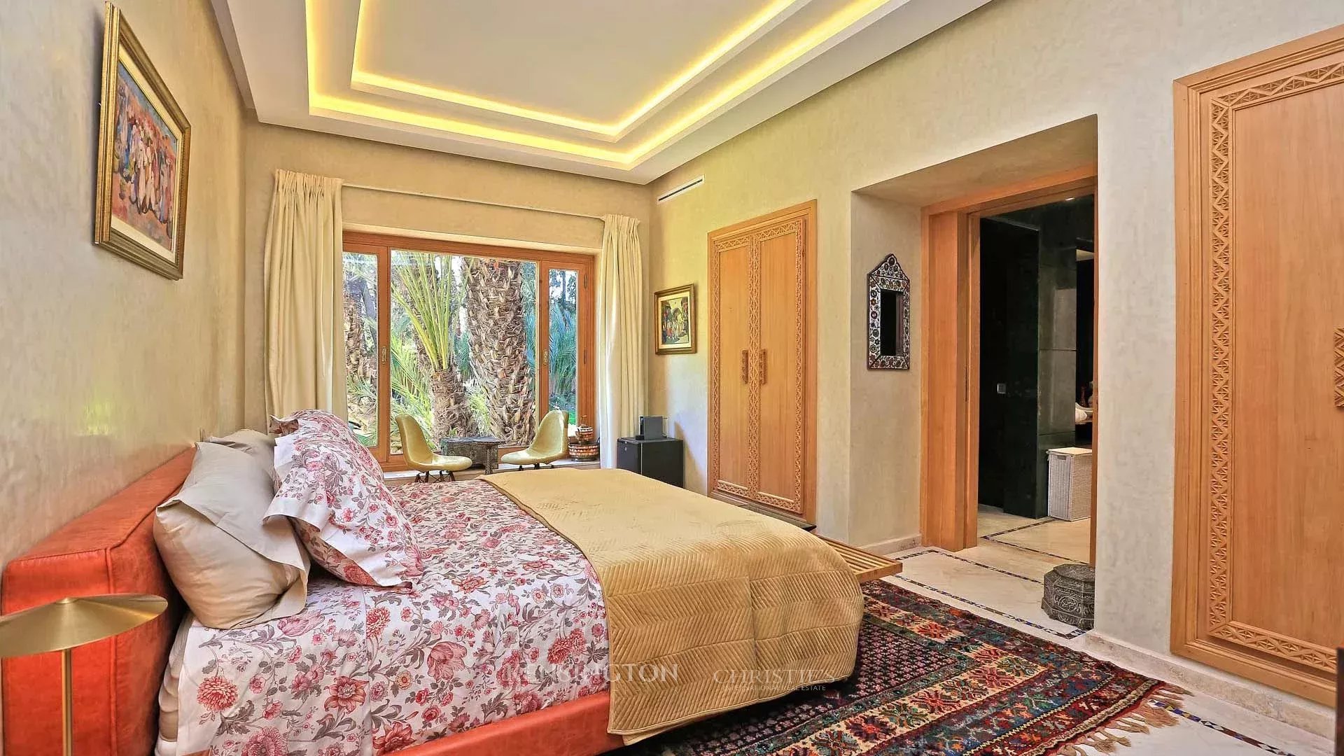 10 Bedroom Villa/Townhouse's Image 35