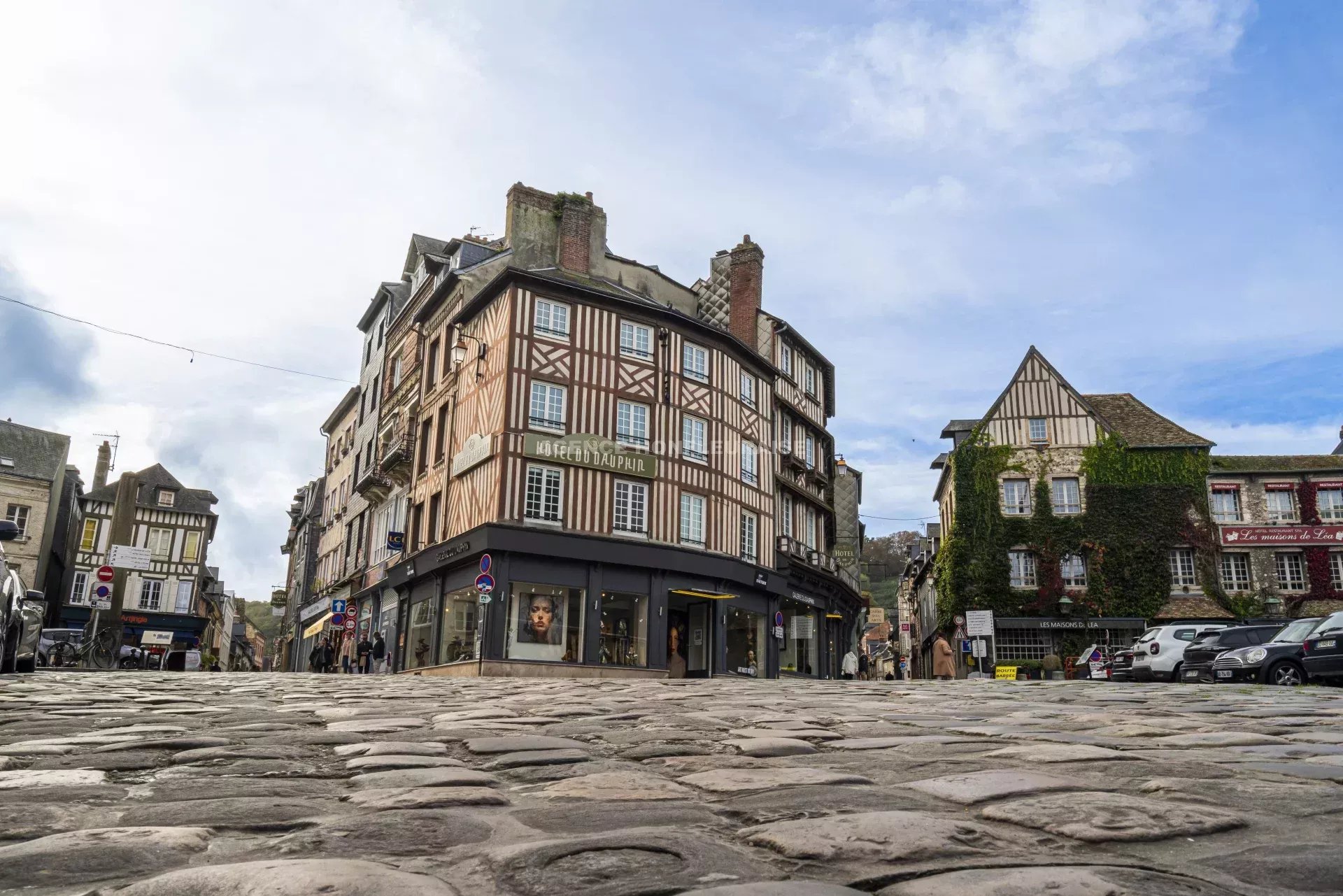 Agence immobilière de 