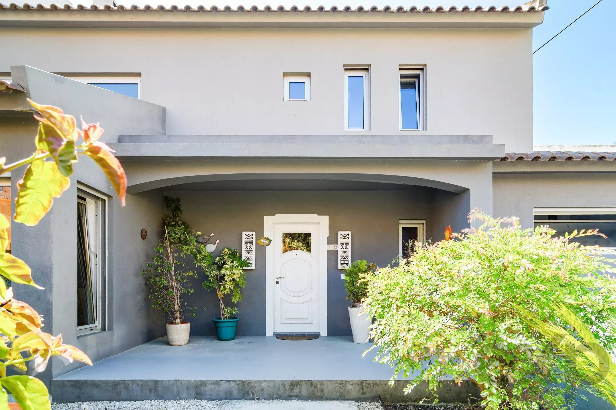 Cascais, Quinta da Bicuda - T4+2 House, Elegant with Pool, Garden, and Spacious Terraces 2750-704 image 13