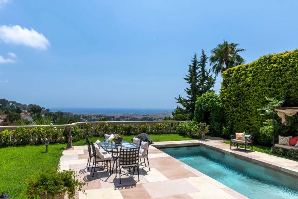 Belle Époque Villa with Sea View — Le Cannet — photo 3
