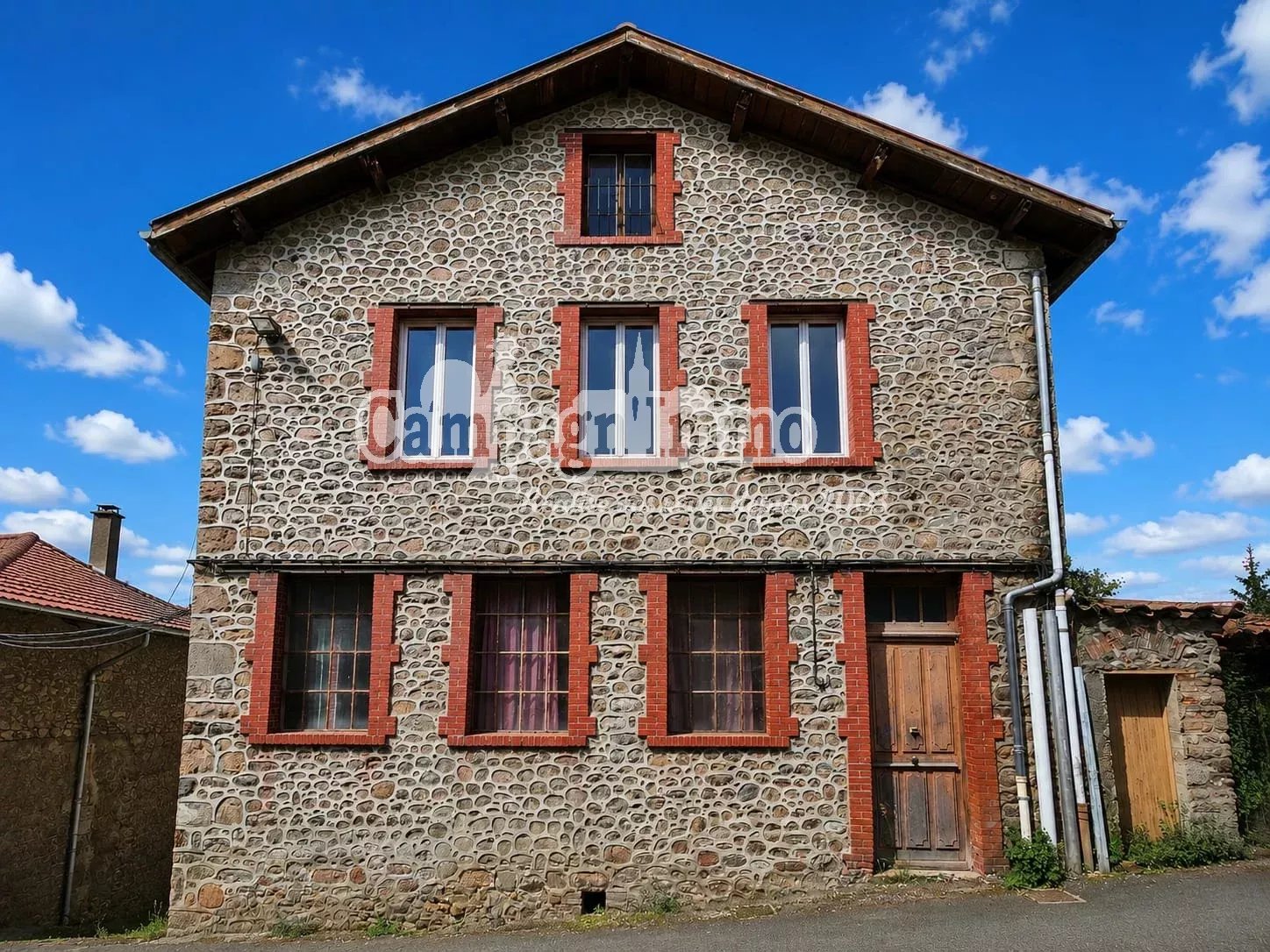 Agence immobilière de 