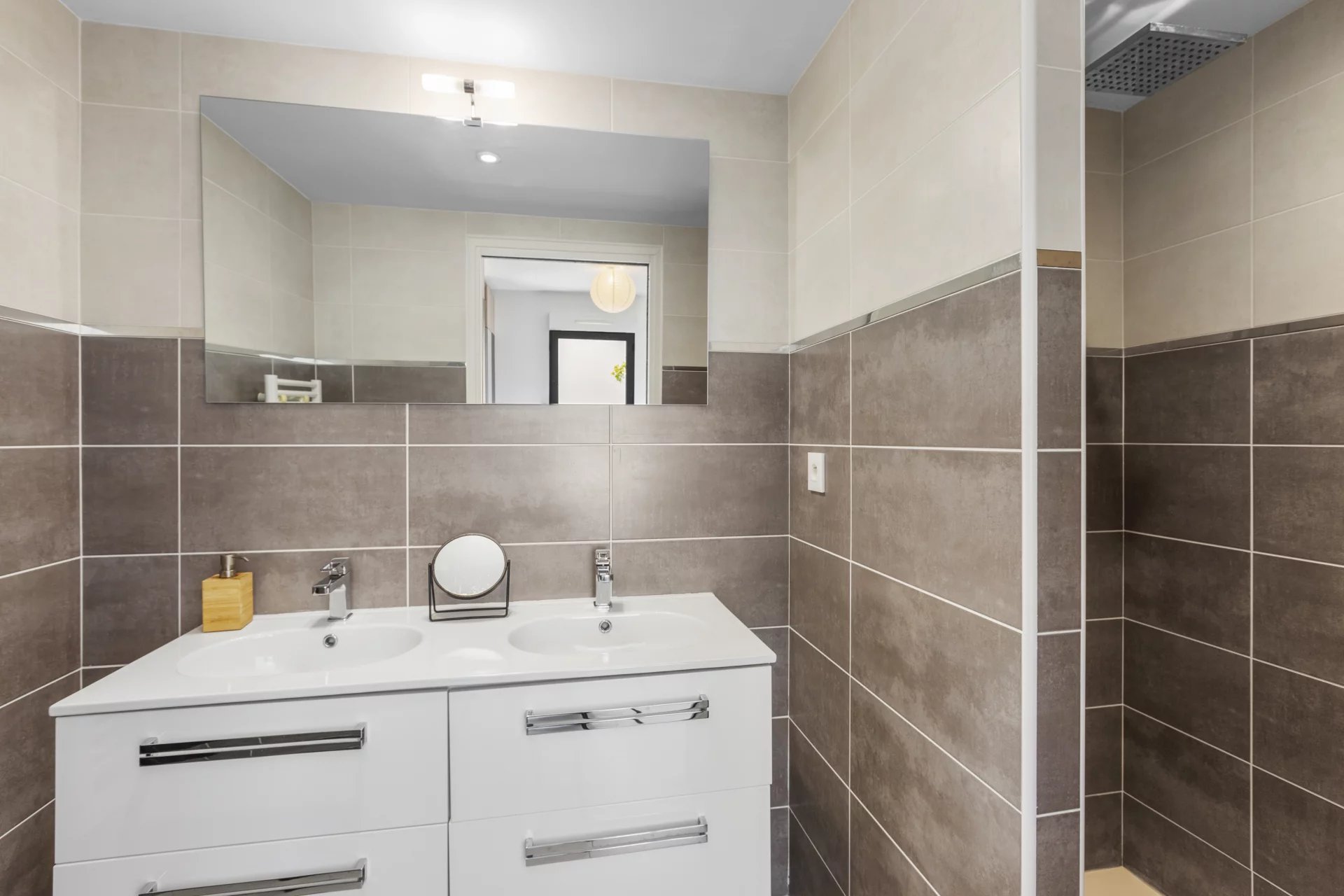 Bright penthouse with large terrace - Saint Aygulf